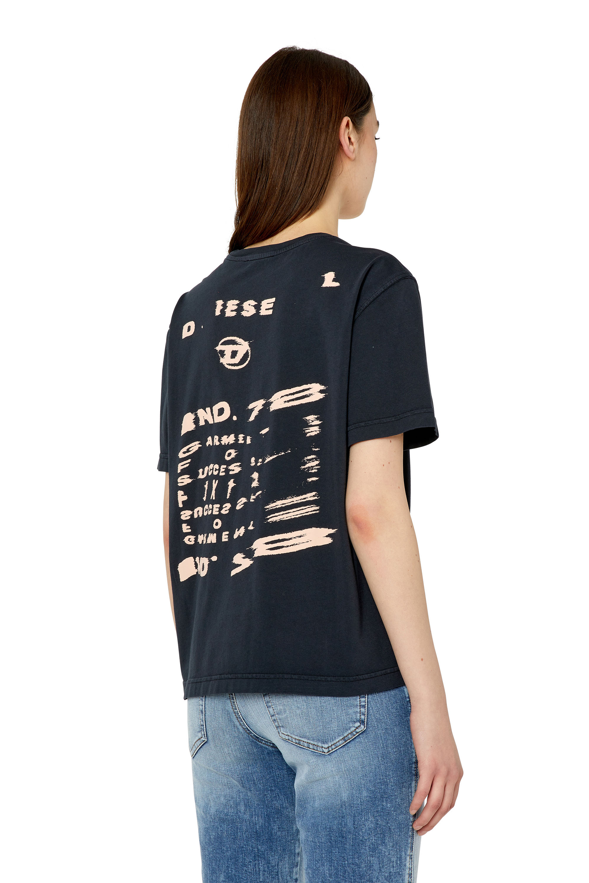 Diesel - T-DANNY, Woman's T-shirt with distorted Diesel puff print in Black - 5