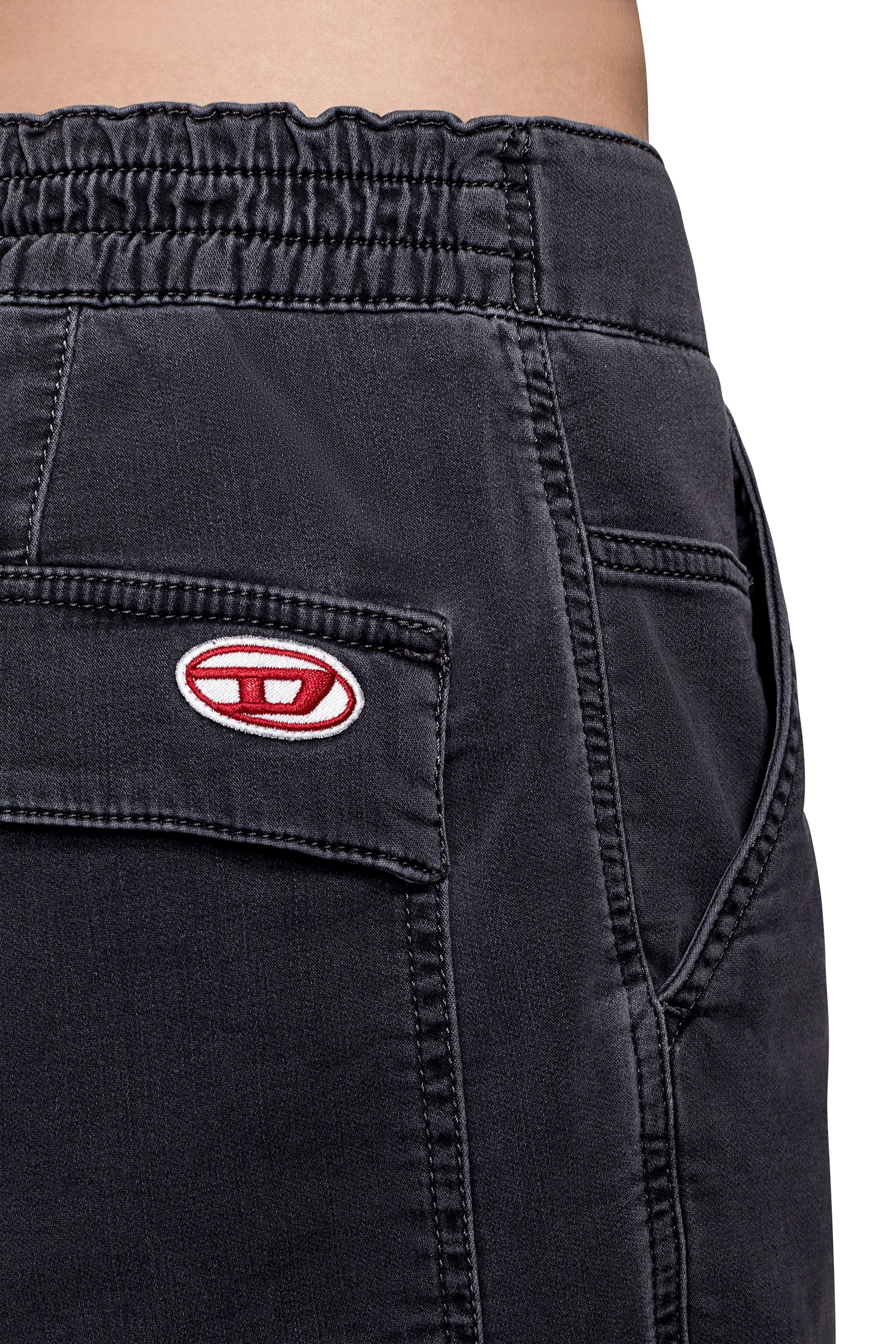 Diesel - D-KROOLEY JOGGJEANS CARGO SHORTS, Man's Cargo shorts in JoggJeans&reg; in Black/Dark grey - 6