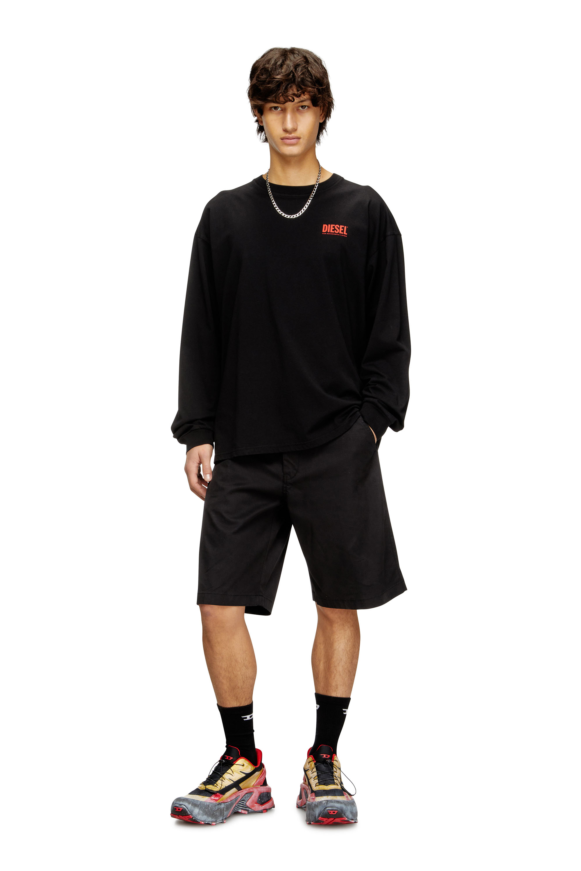 Diesel - T-BOXT-LS-BISK, Camiseta de manga larga y corte relajado con logotipos de Diesel Hombre in Negro - 1