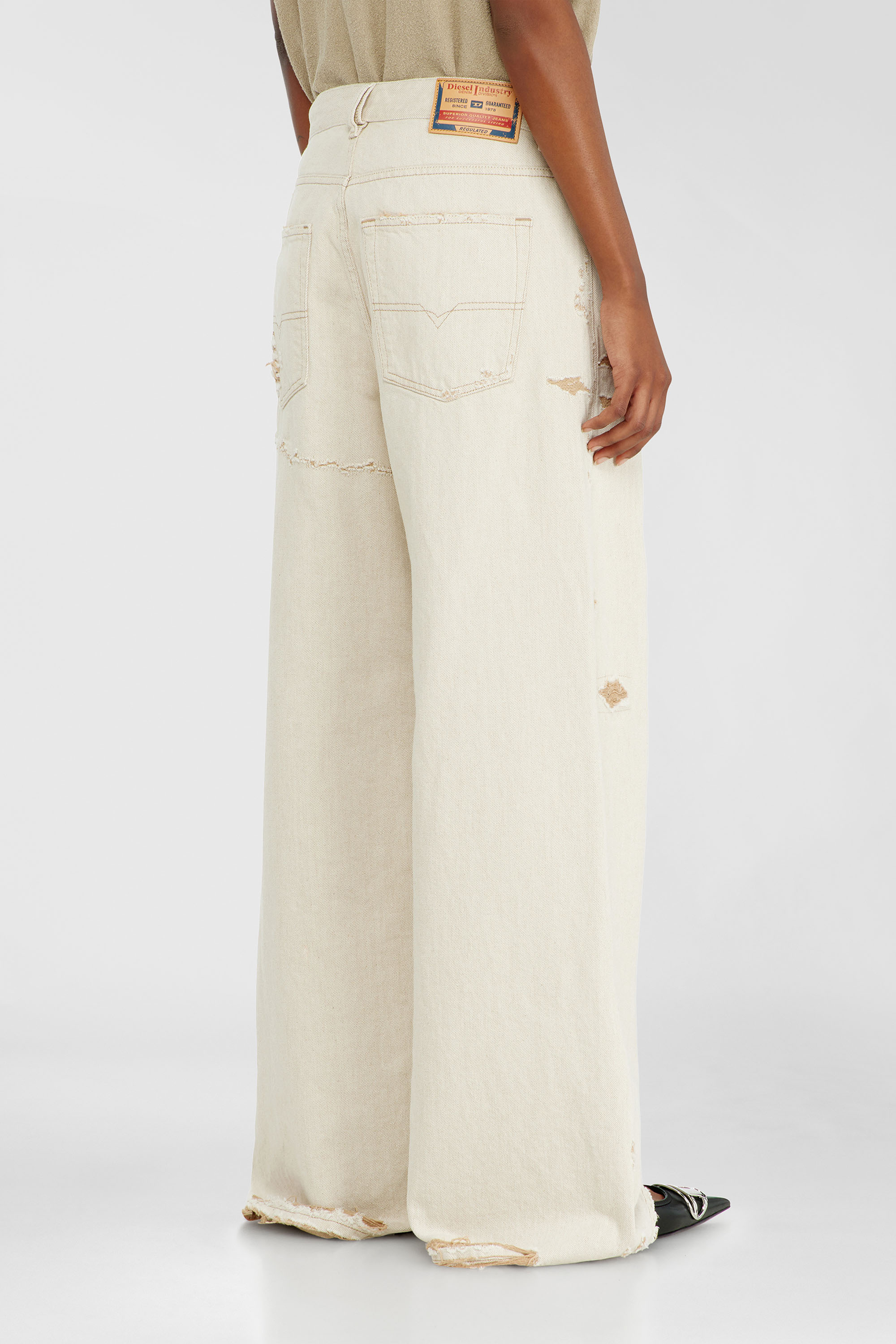 Diesel - Female's Relaxed Jeans 1996 D-Sire 09P89, Beige - 5