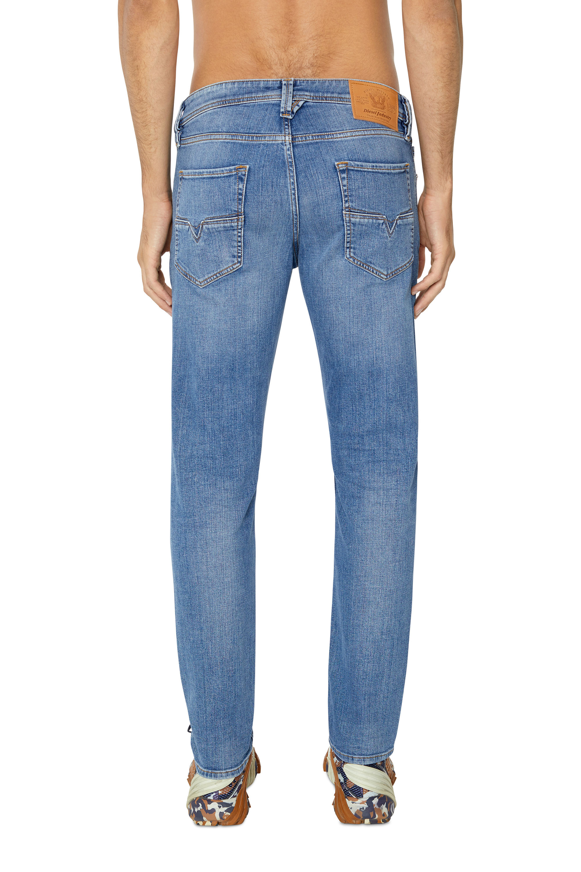 Diesel - Man's Regular Jeans 1986 Larkee-Beex 009ZR, Medium blue - 4