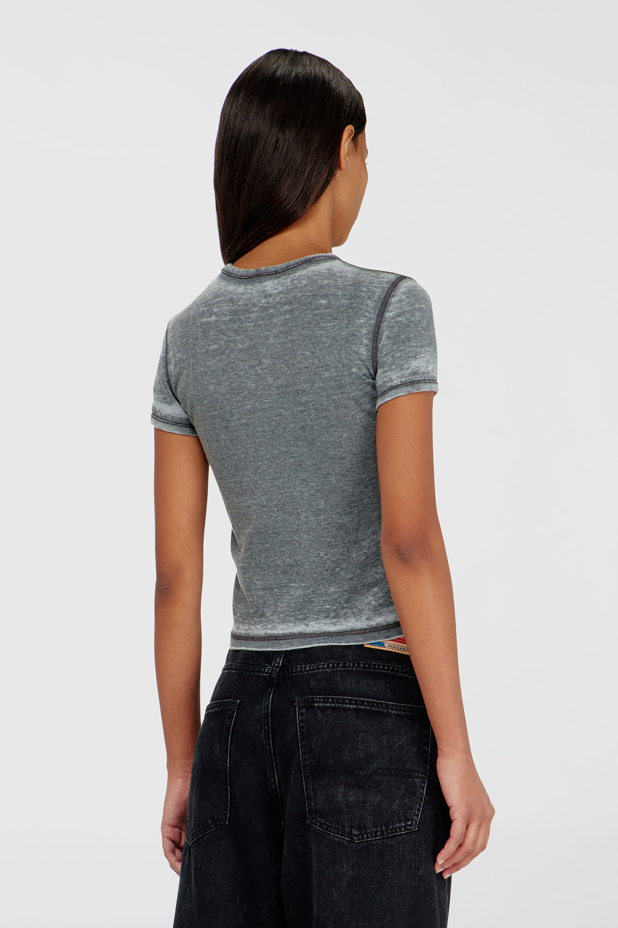 Diesel - T-UNCUTIES-LONG-AA3, Woman's Slim jersey T-shirt with print and studs in Blue/Grey - 4