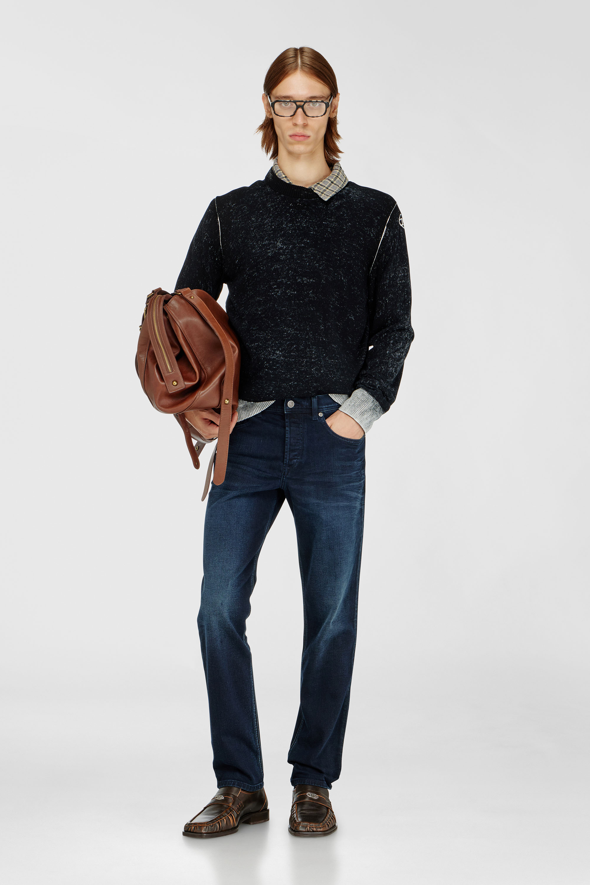 Diesel - Regular Jeans 2023 D-Finitive 0BMBX Hombre, Azul Oscuro - 1