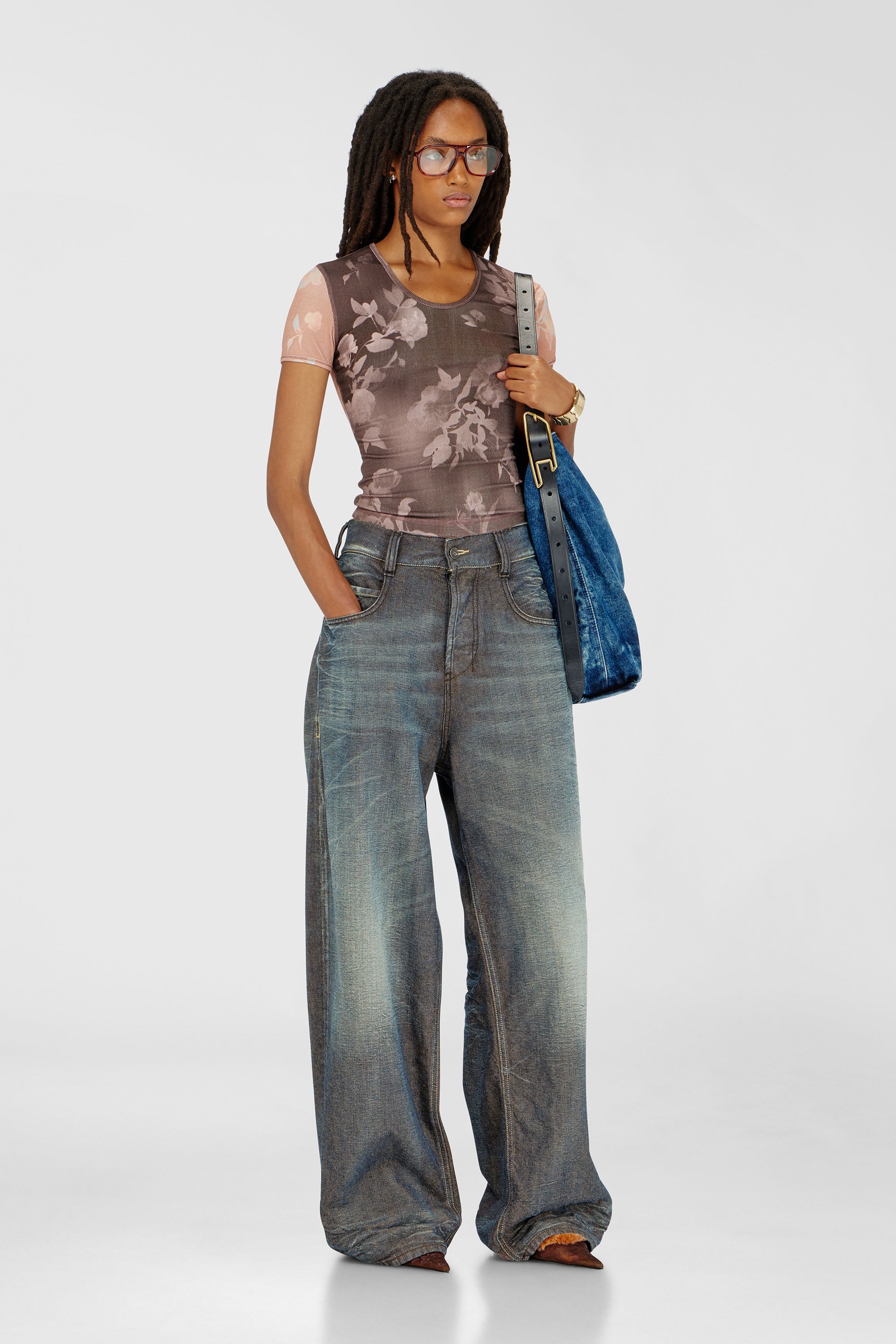 Diesel - T-ELENEWU, Female's Top in floral-print ribbed jersey in Brown/Pink - 2