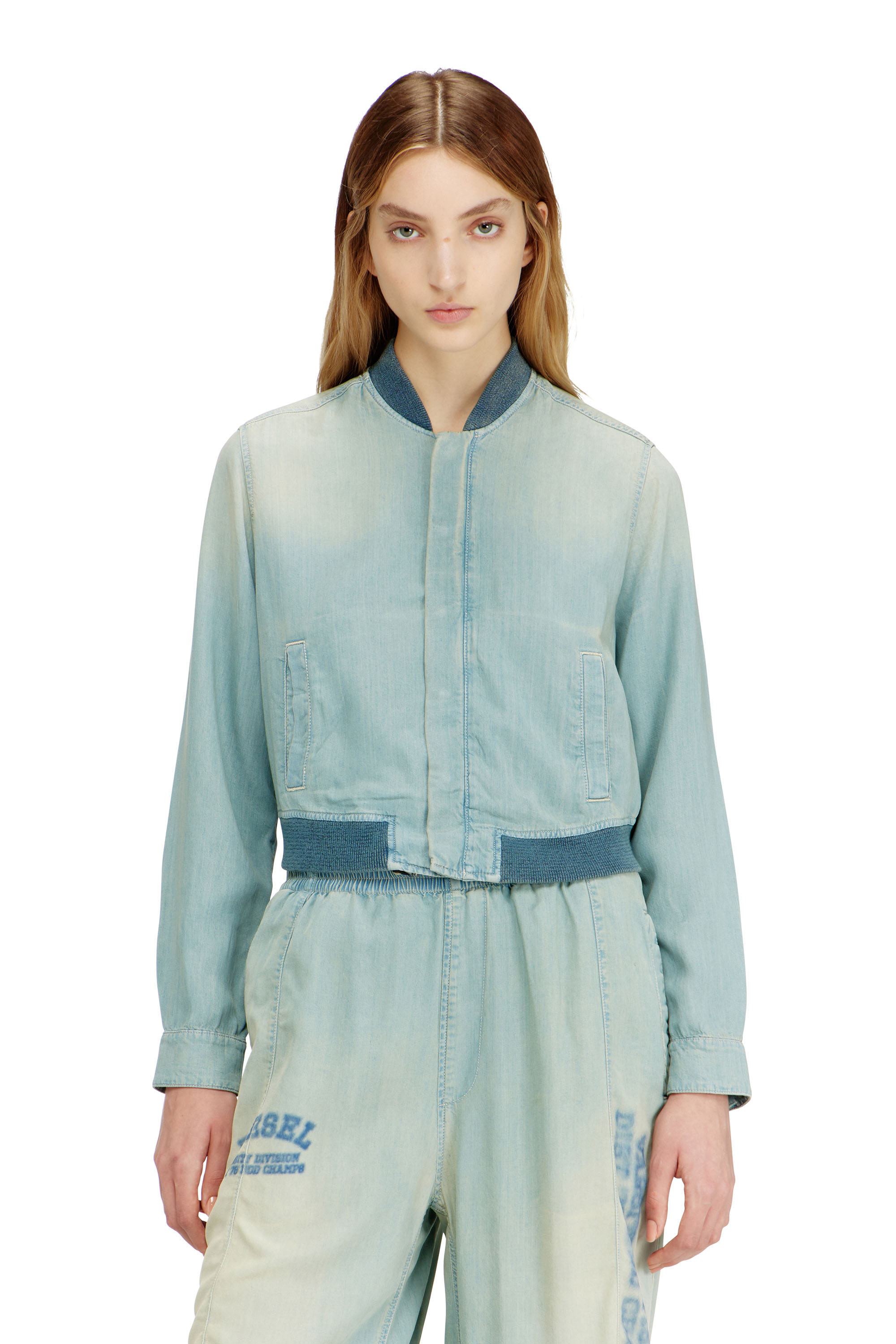 Diesel - DE-RANIA-S1, Chemise bomber en denim fluide &agrave; effet sali Femme in ToBeDefined - 1