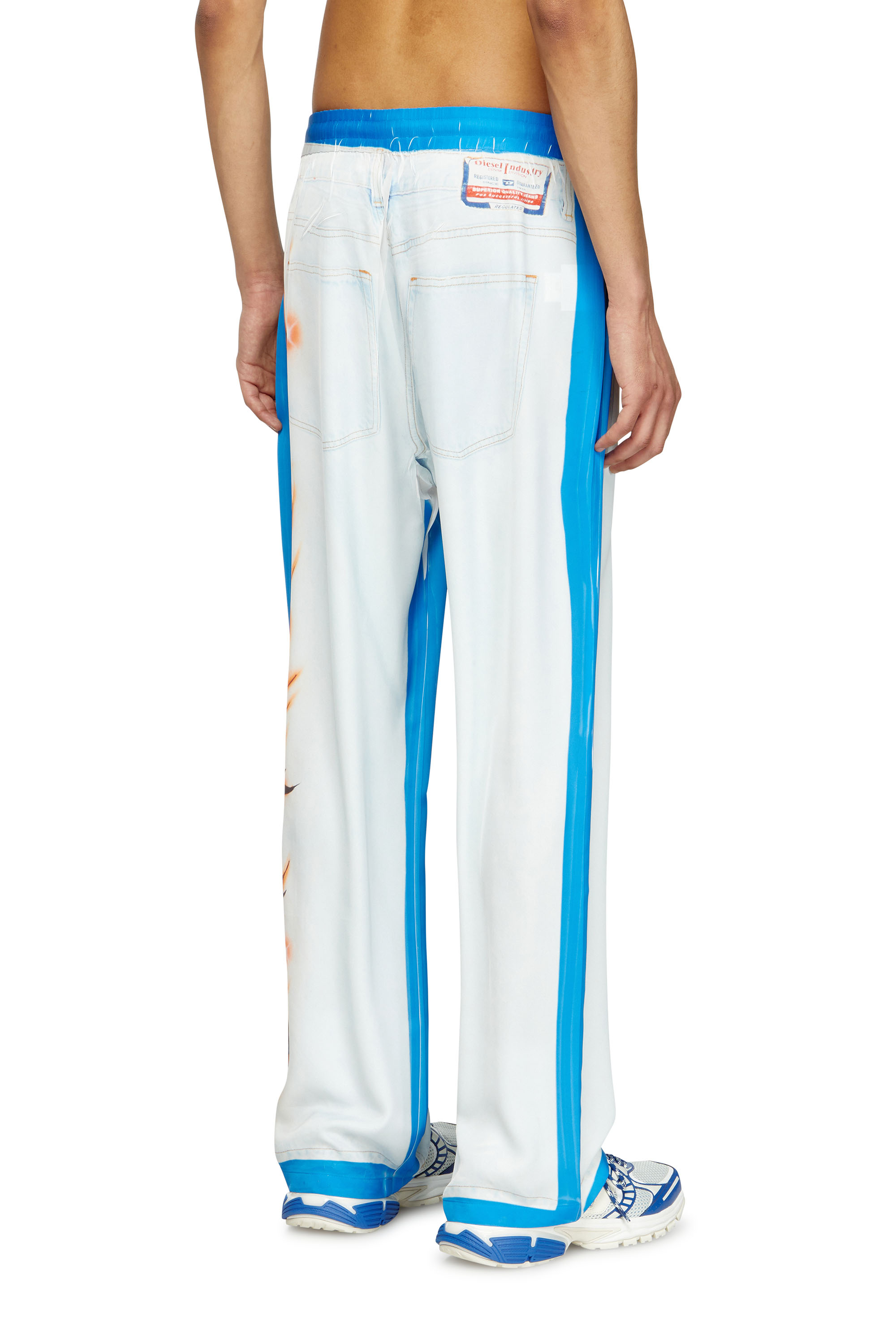 Diesel - P-AFTER-GRAFFITI-JAP, Pantalon avec fit relaxed et imprimé graffiti Mixte in Polychrome - 3