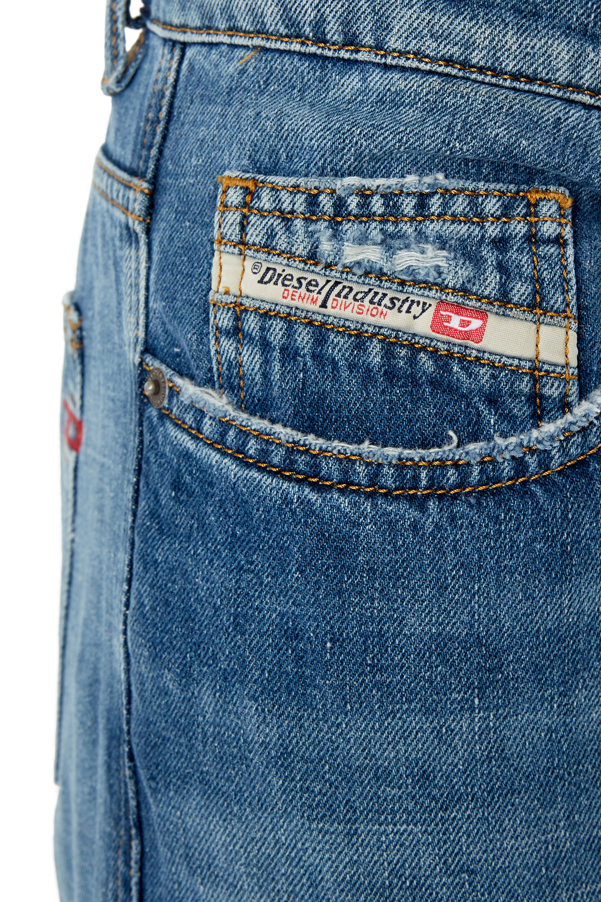 2020 D-VIKER Man: straight Medium blue Jeans | Diesel ®