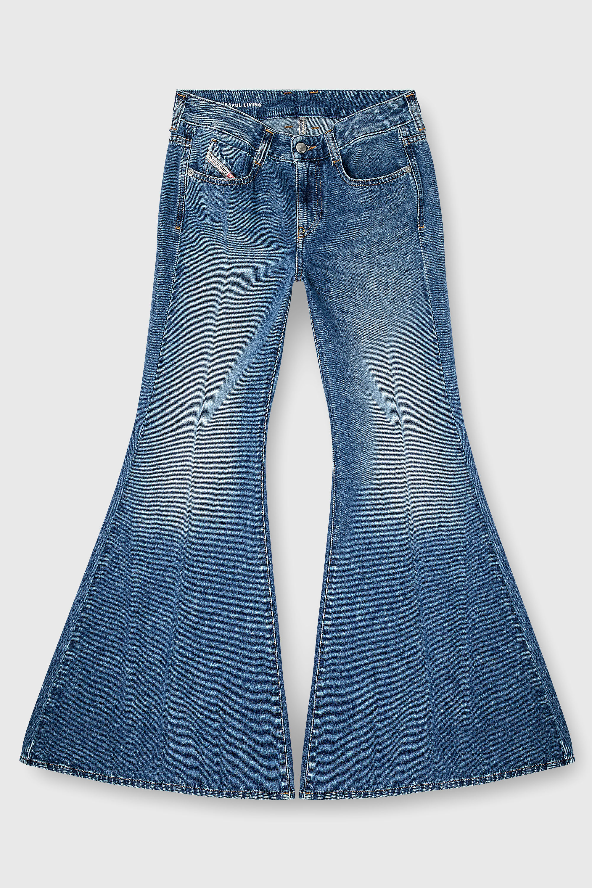 Diesel - Female's Flare Jeans 1970 D-Bleess 09M56, Medium Blue - 4