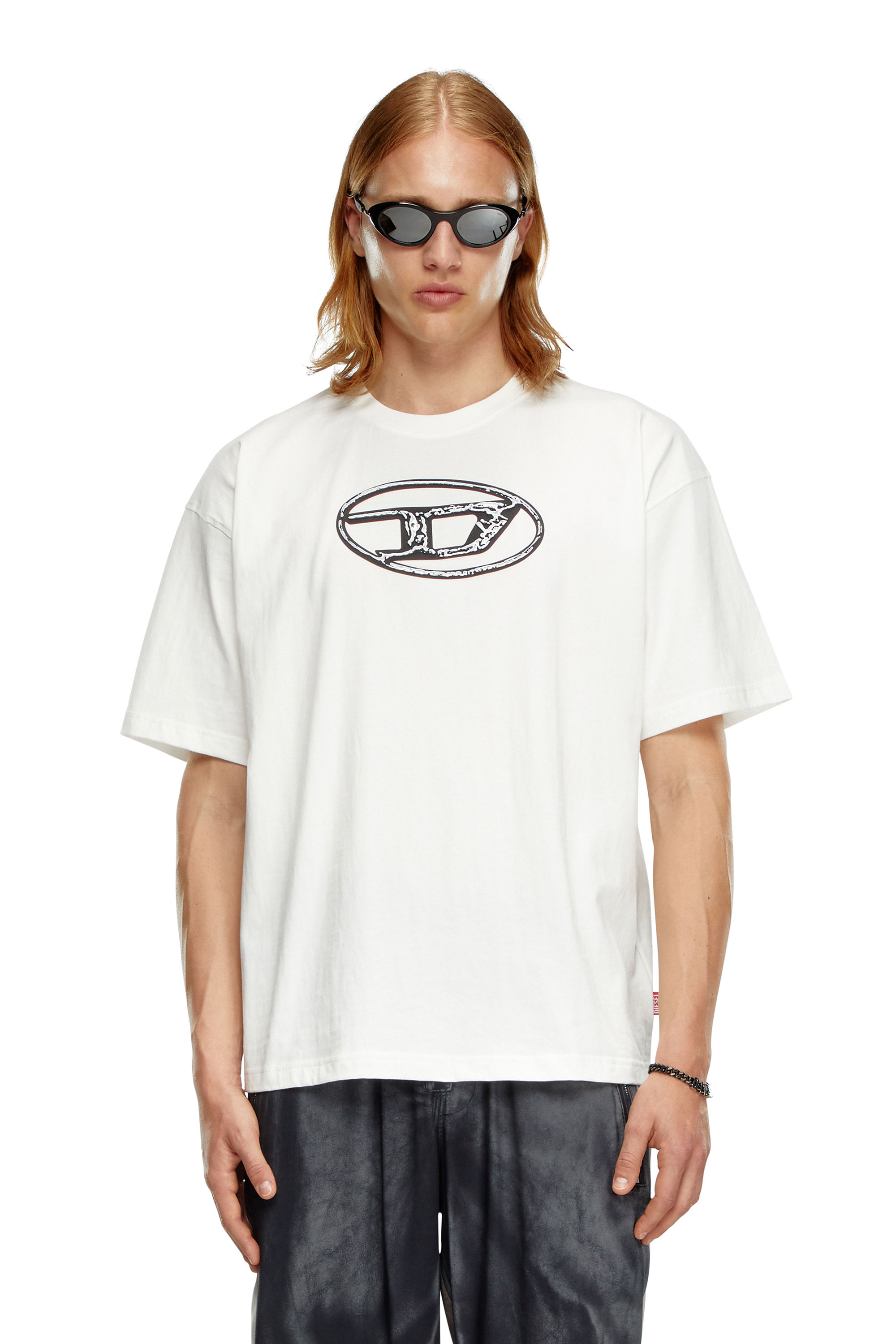 Diesel - T-BOXT-Q22, Man's Faded T-shirt with Oval D print in White - 1