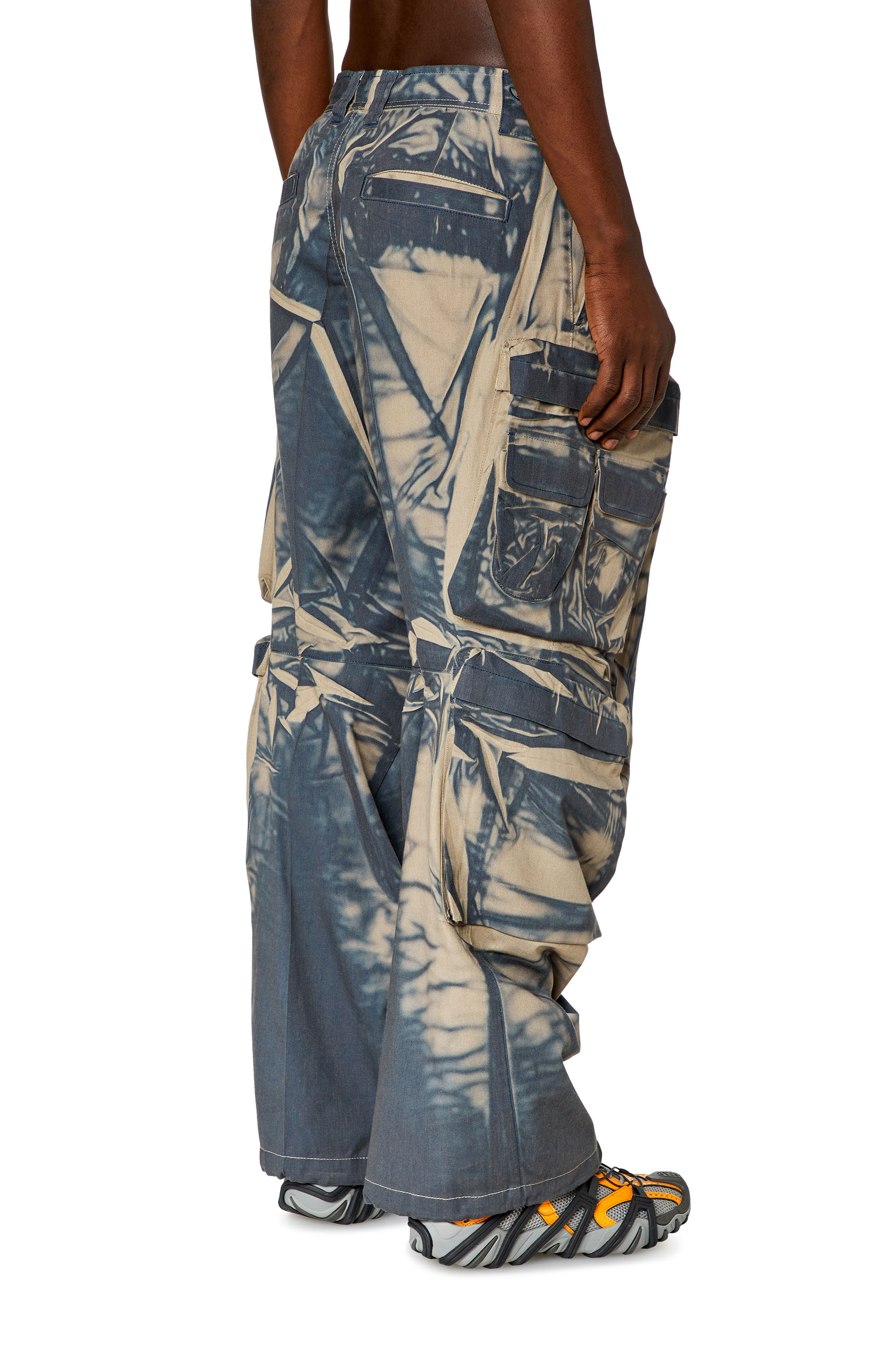 Diesel - P-HUGH, Man's Cargo pants with creased-effect print in Blue/Beige - 4