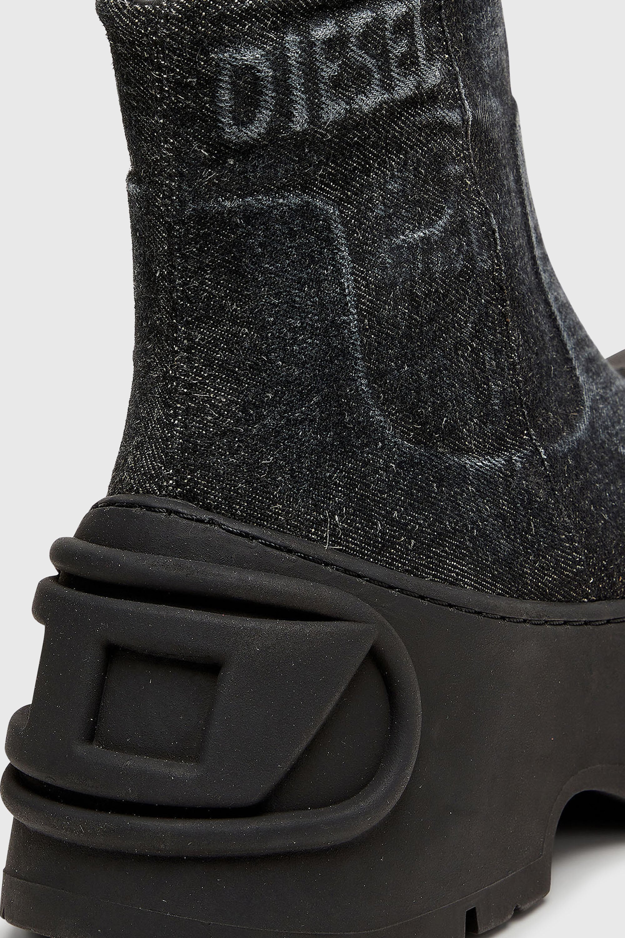 Diesel - D-DONALD ZIP MD, Male's D-Donald - Denim ankle boots with wraparound rubber sole in Black - 4