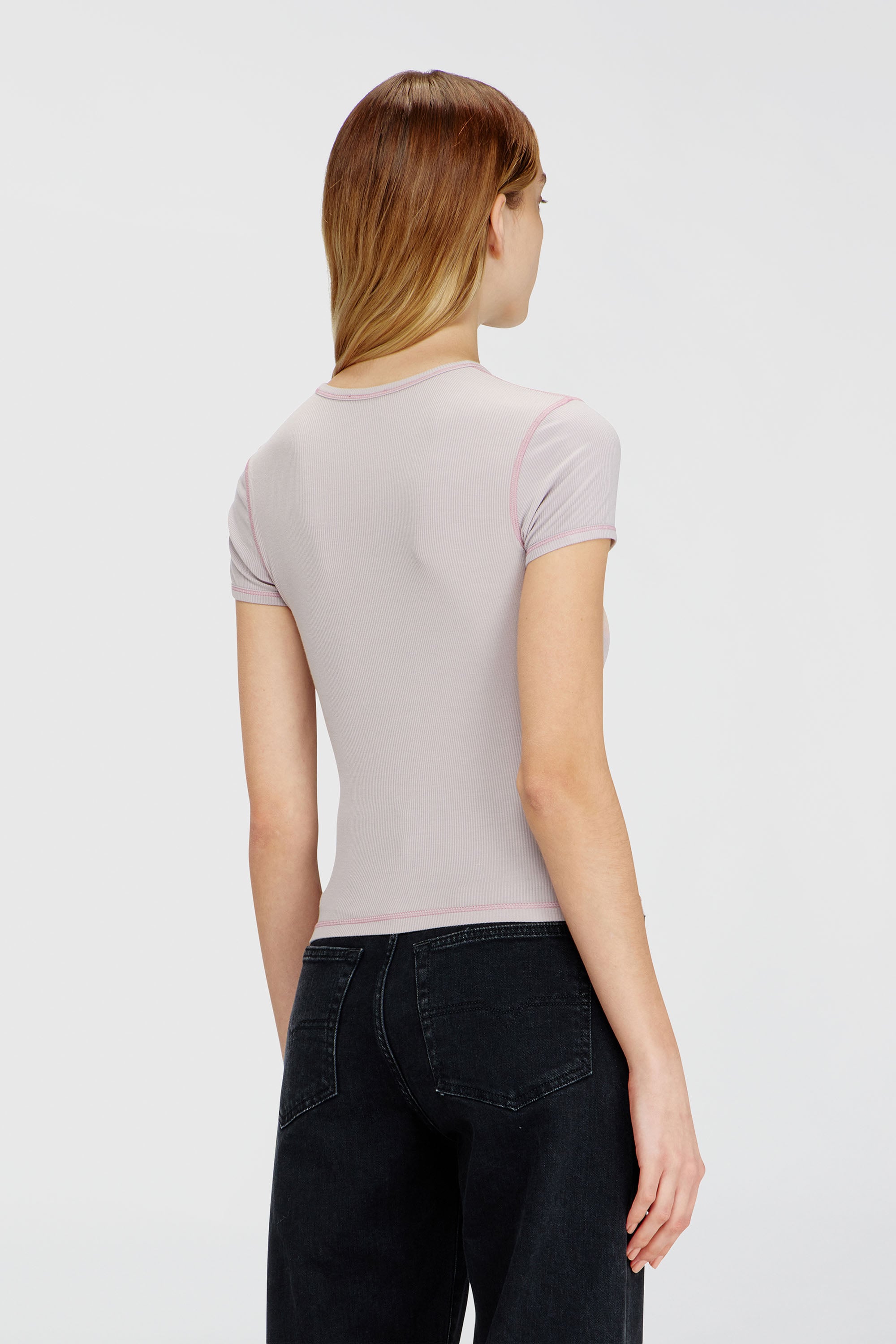 Diesel - T-ELE-LONG-AA1, Camiseta ajustada de punto con estampado gr&aacute;fico Mujer in Morado - 4