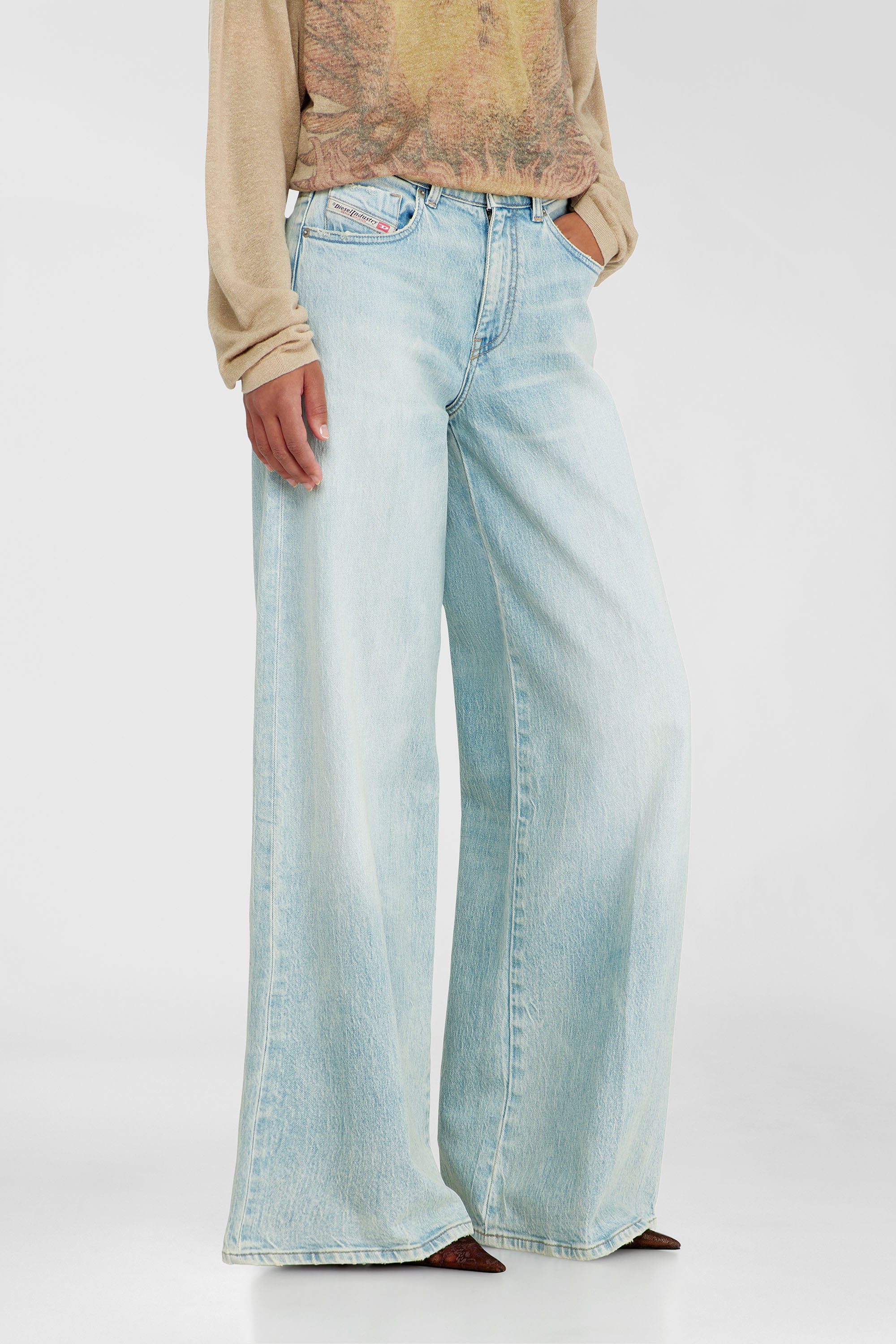 Diesel - Female's Flare Jeans 1978 D-Akemi 0KBBX, Light Blue - 7