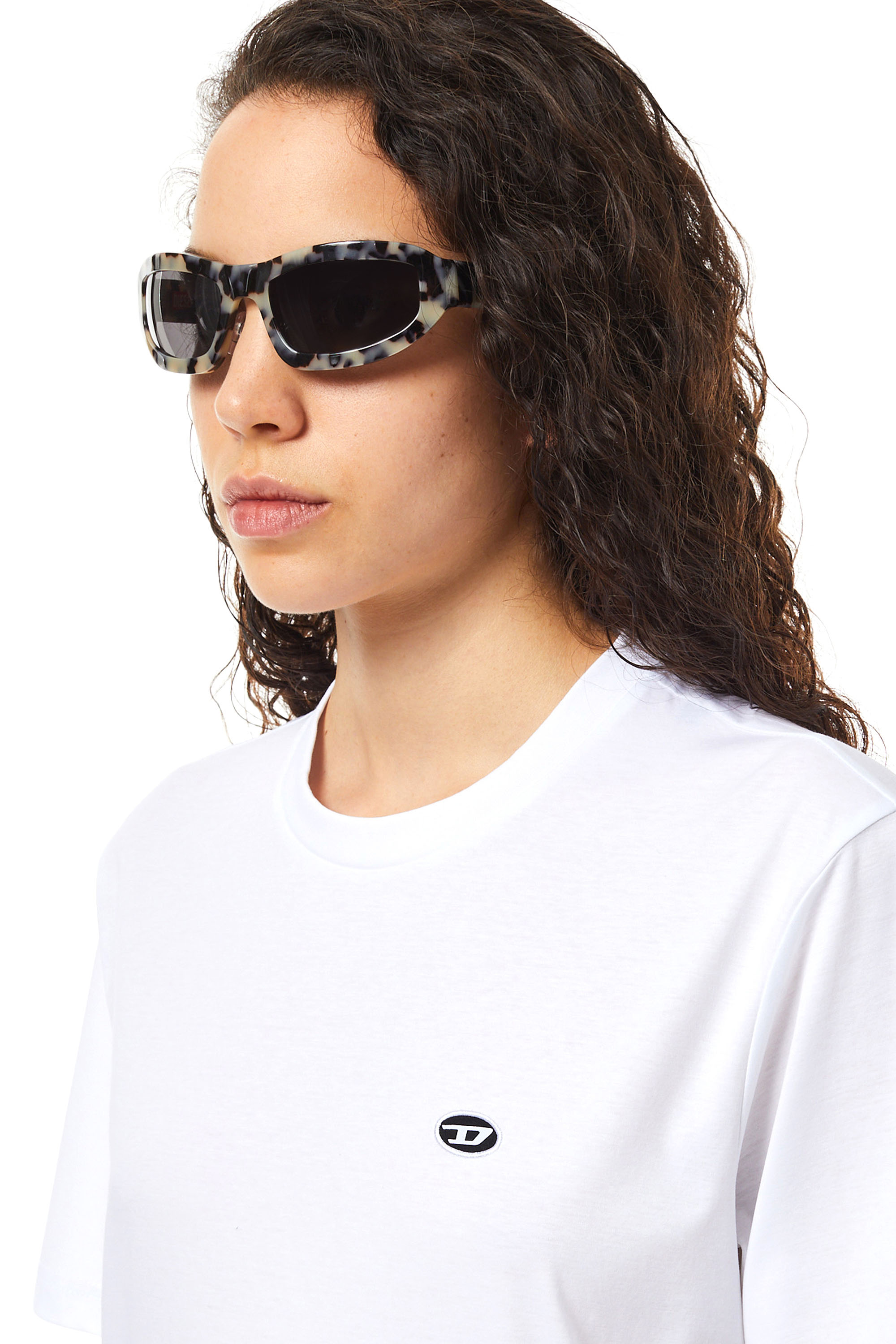 Diesel - T-JUST-DOVAL-PJ, Woman's T-shirt with oval patch in Off White - 4