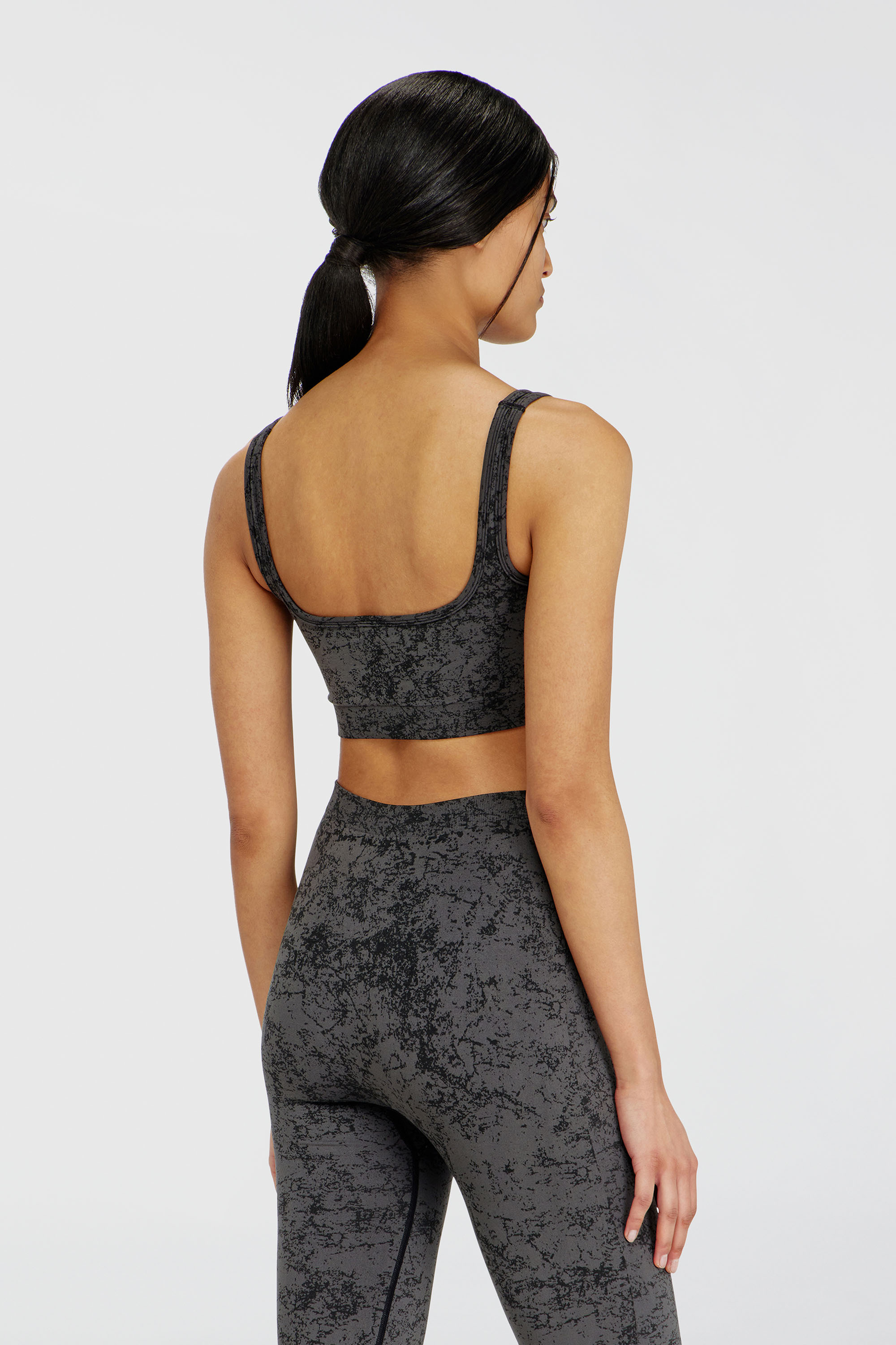 Diesel - HELLA-UTLT, Top deportivo con estampado utility Mujer in Gris - 3