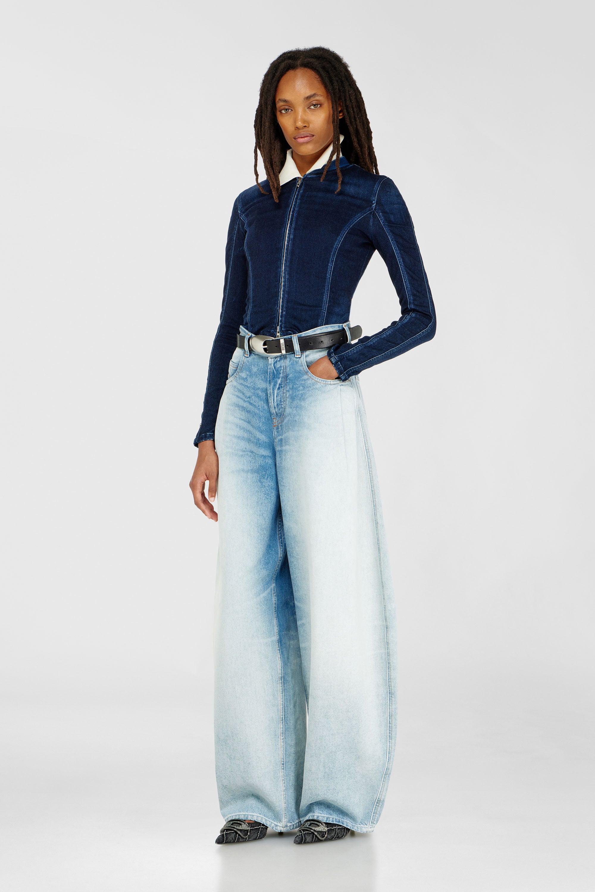 Diesel - DE-GARY-D JOGG, Female's Cropped jacket in JoggJeans in Dark Blue - 2