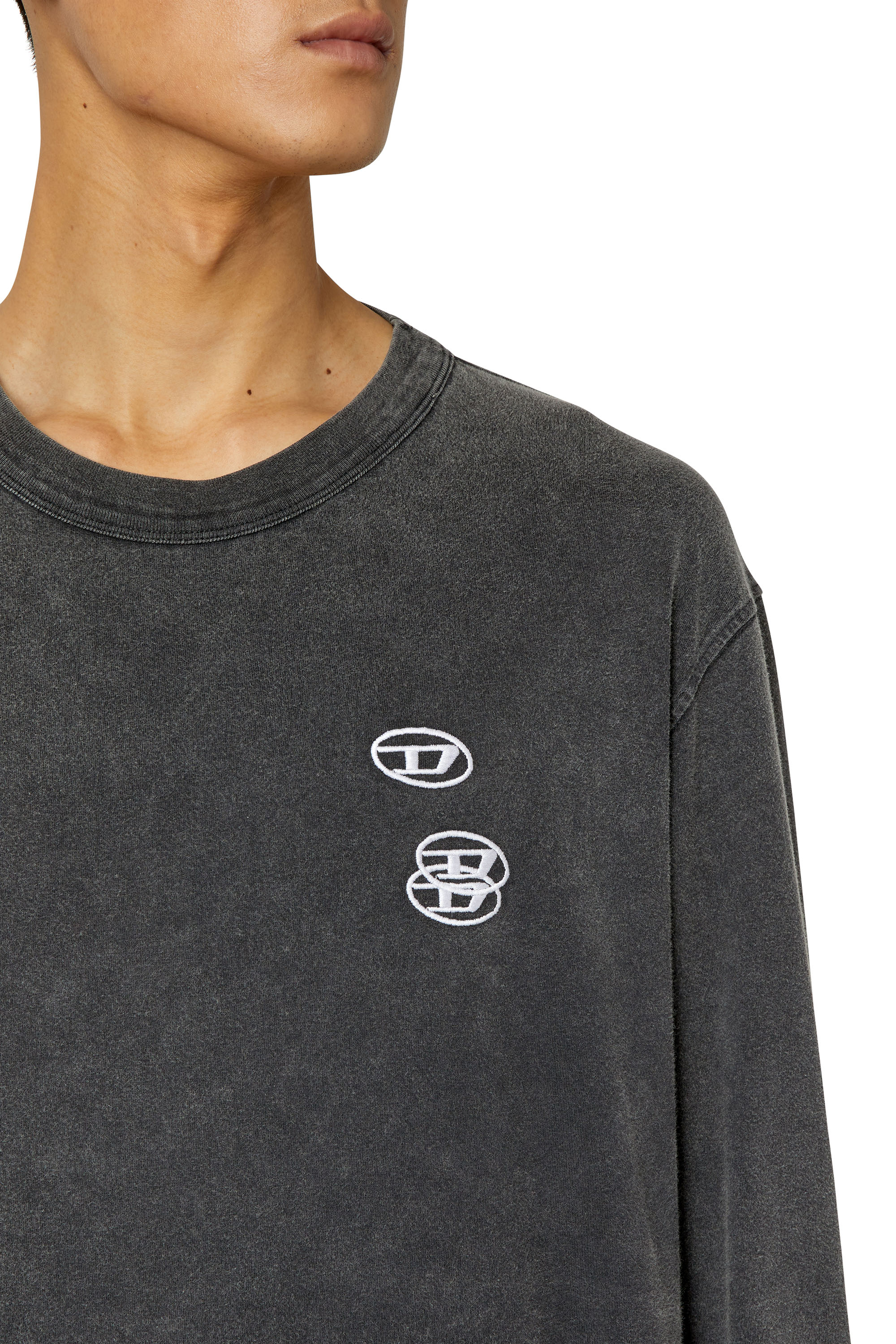 Diesel - T-CRANE-LS-SLITS, Man's T-shirt with triple logo embroidery in Black - 4