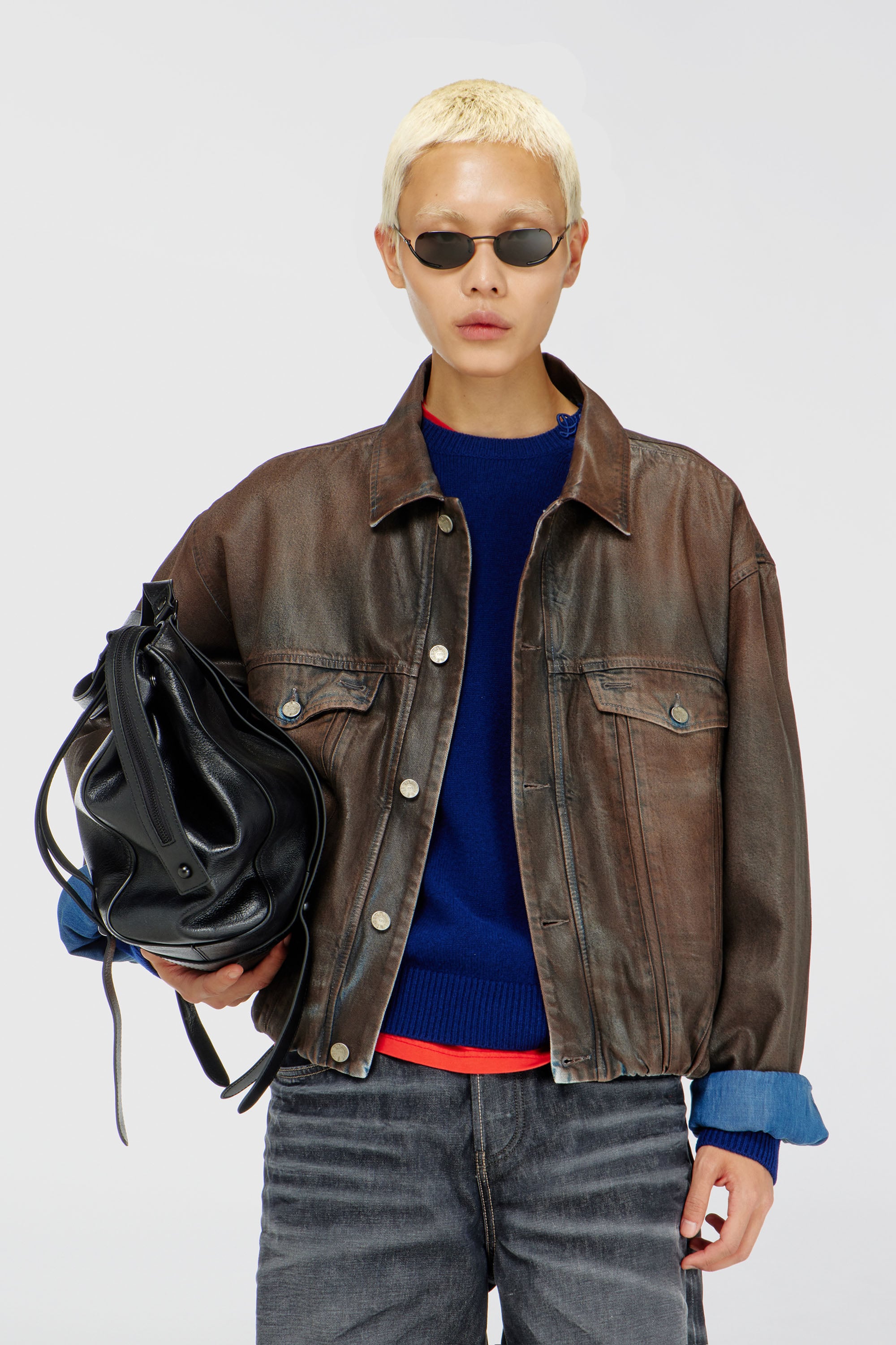Diesel - D-MORVI-S, Chaqueta trucker de denim revestido Unisex in Marr&oacute;n - 1