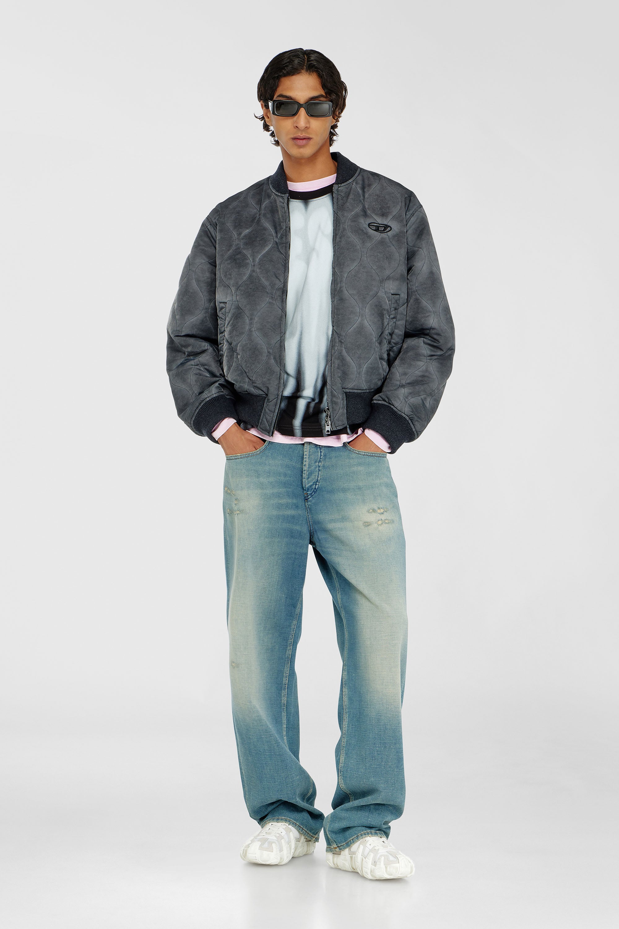 Diesel - T-BOXT-AA1, T-shirt en coton avec logo imprim&eacute; contrastant Homme in Polychrome - 2