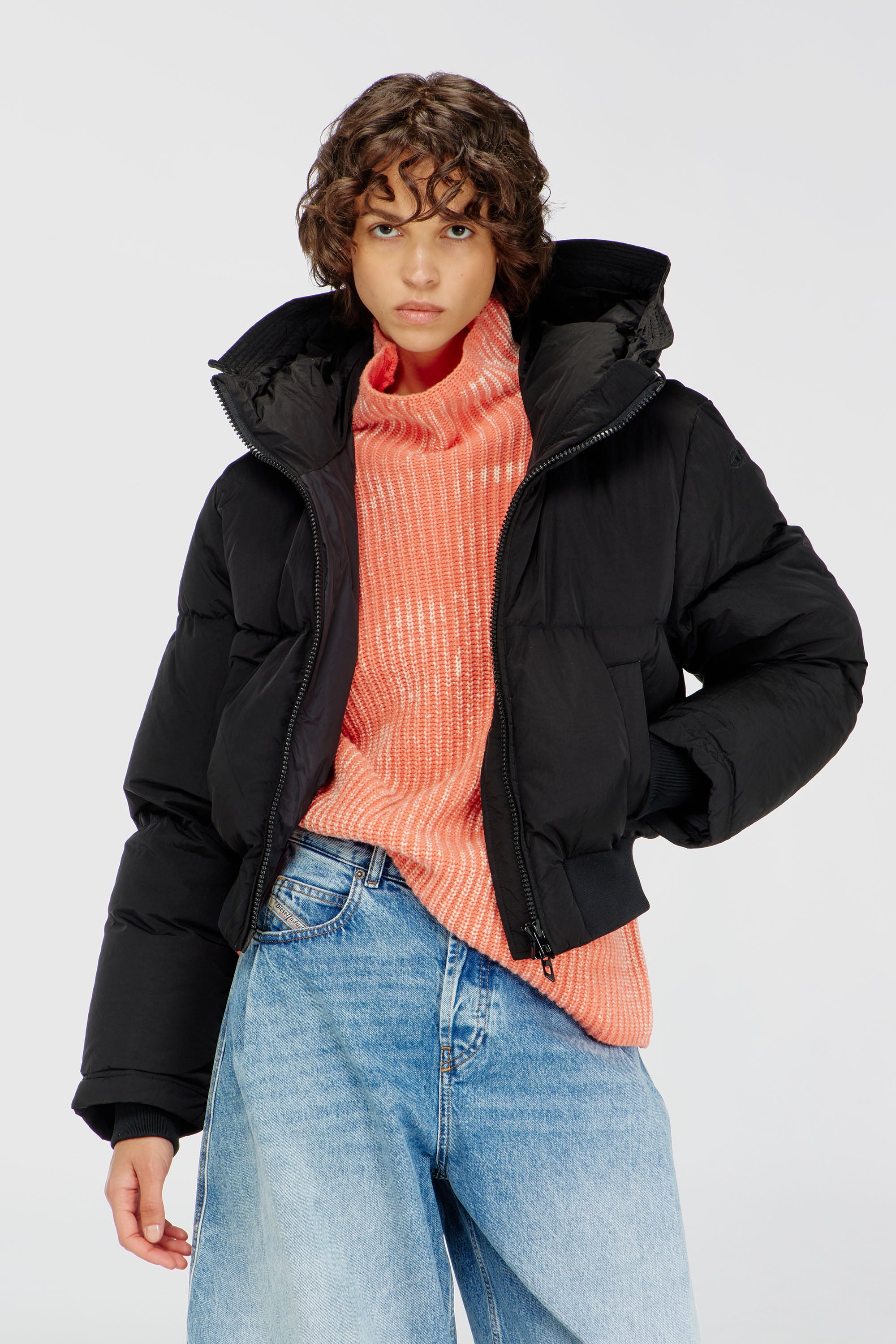 Diesel - W-PEYT-SHORT-NEW-P1, Woman's Hooded down jacket in crinkled nylon in Black - 1