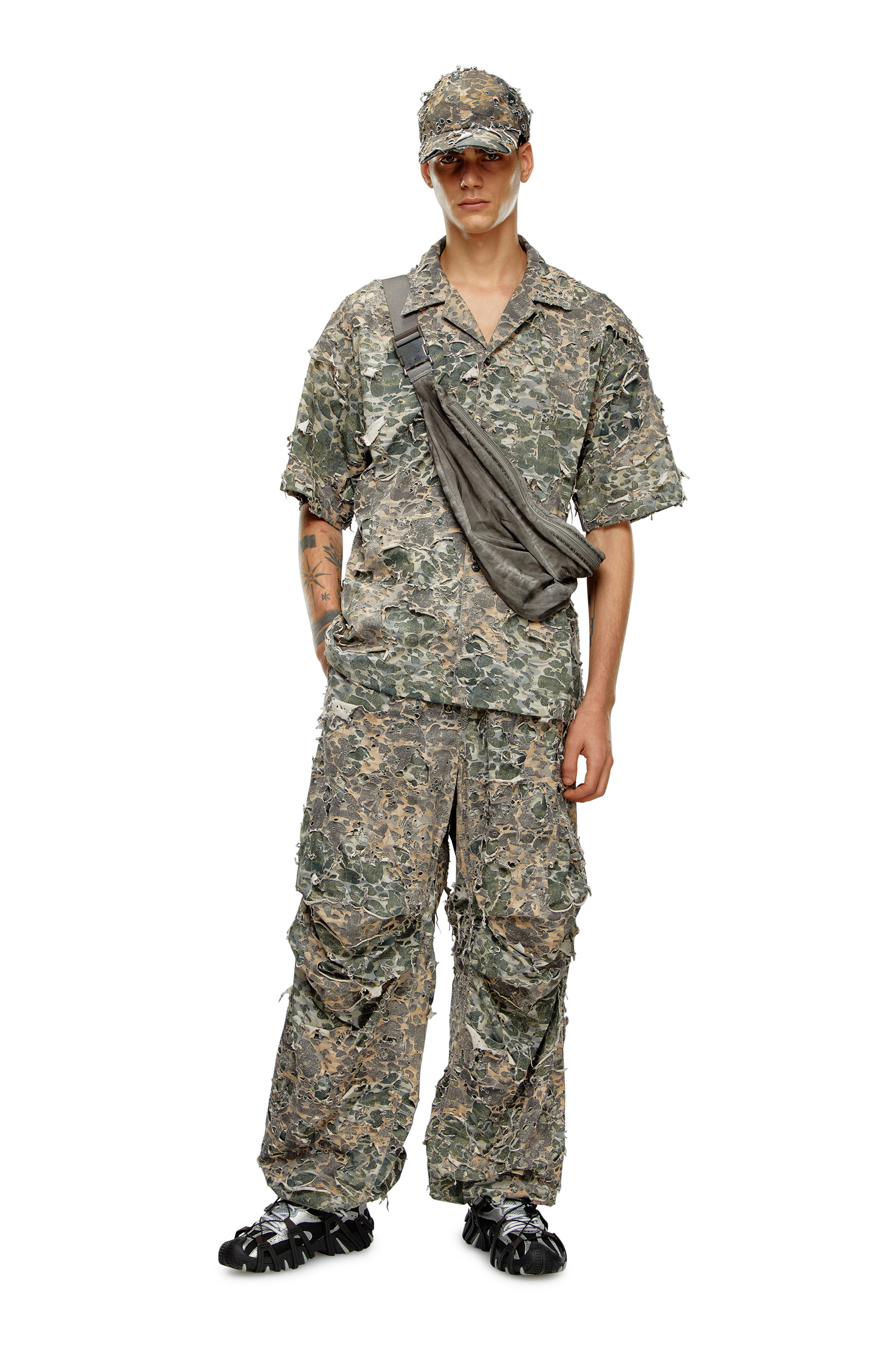 Diesel - S-HOCKNEY-CAMU, Man's Camo shirt with destroyed finish in Green/Grey - 1