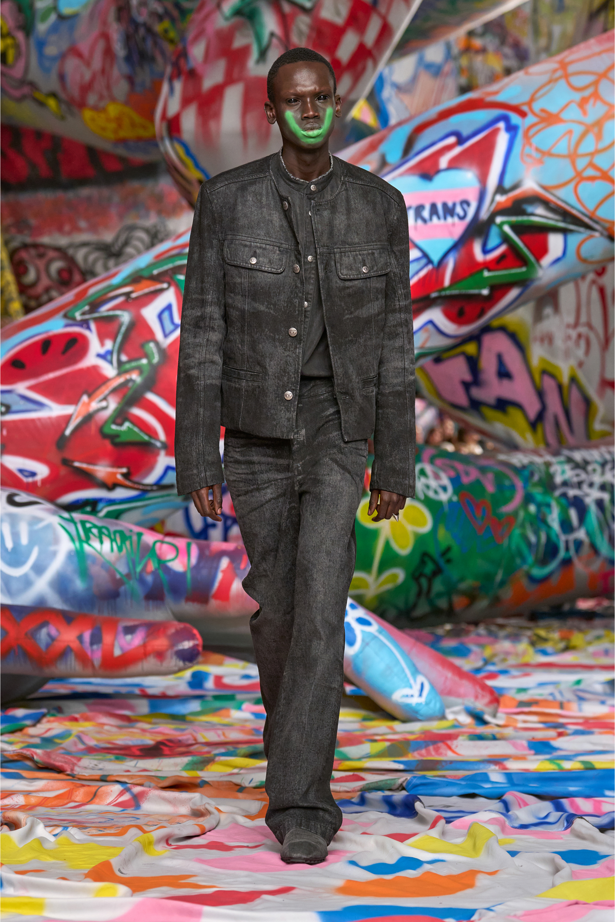 Diesel - D-ABERDEEN-FSH2, Male's Jacket in lasered cotton-hemp denim in Black - 4