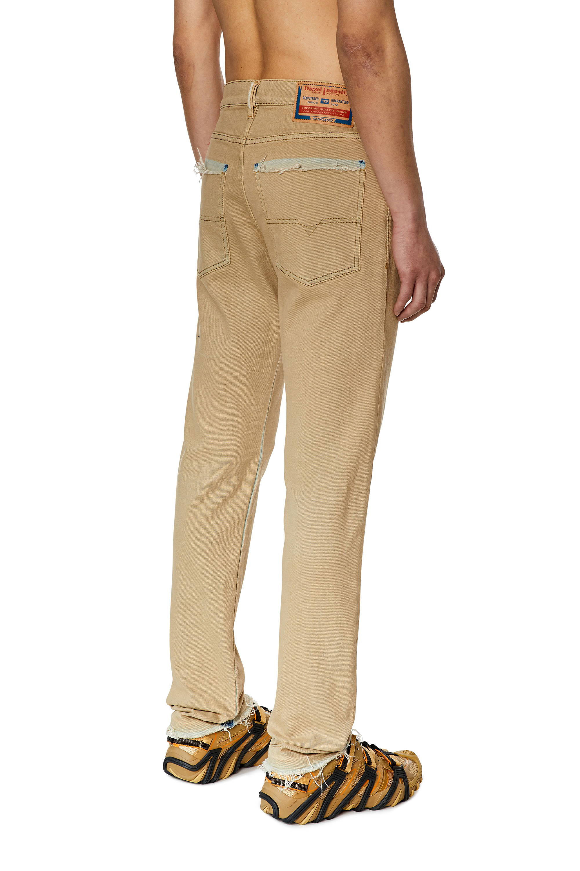 Straight Jeans 1995 D-Sark 09F24, 