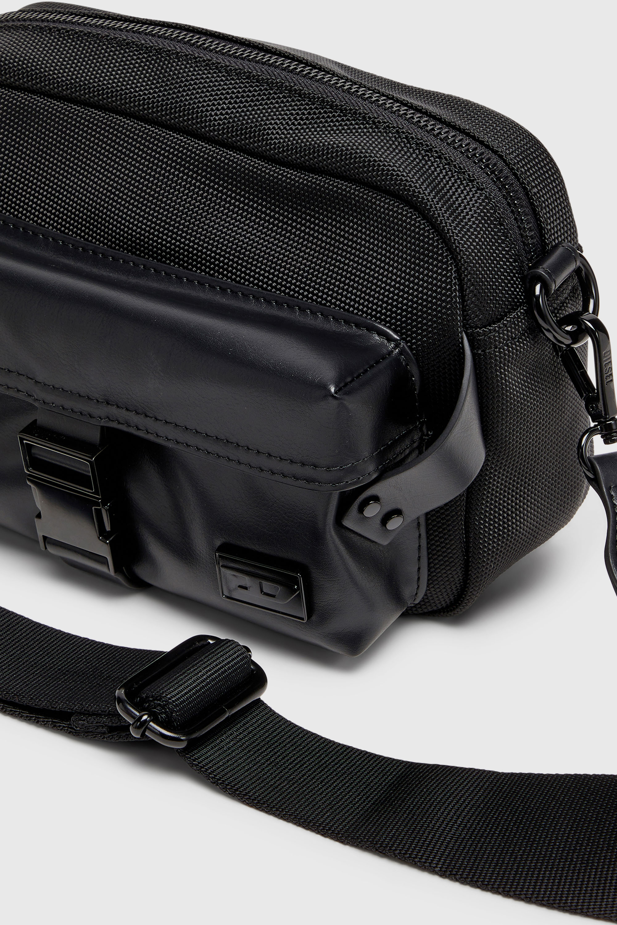 Diesel - MULTI-PKTS CAMERA BAG X, Multi-Pkts - Bandolera de nylon con bolsillo de solapa Unisex in Negro - 5