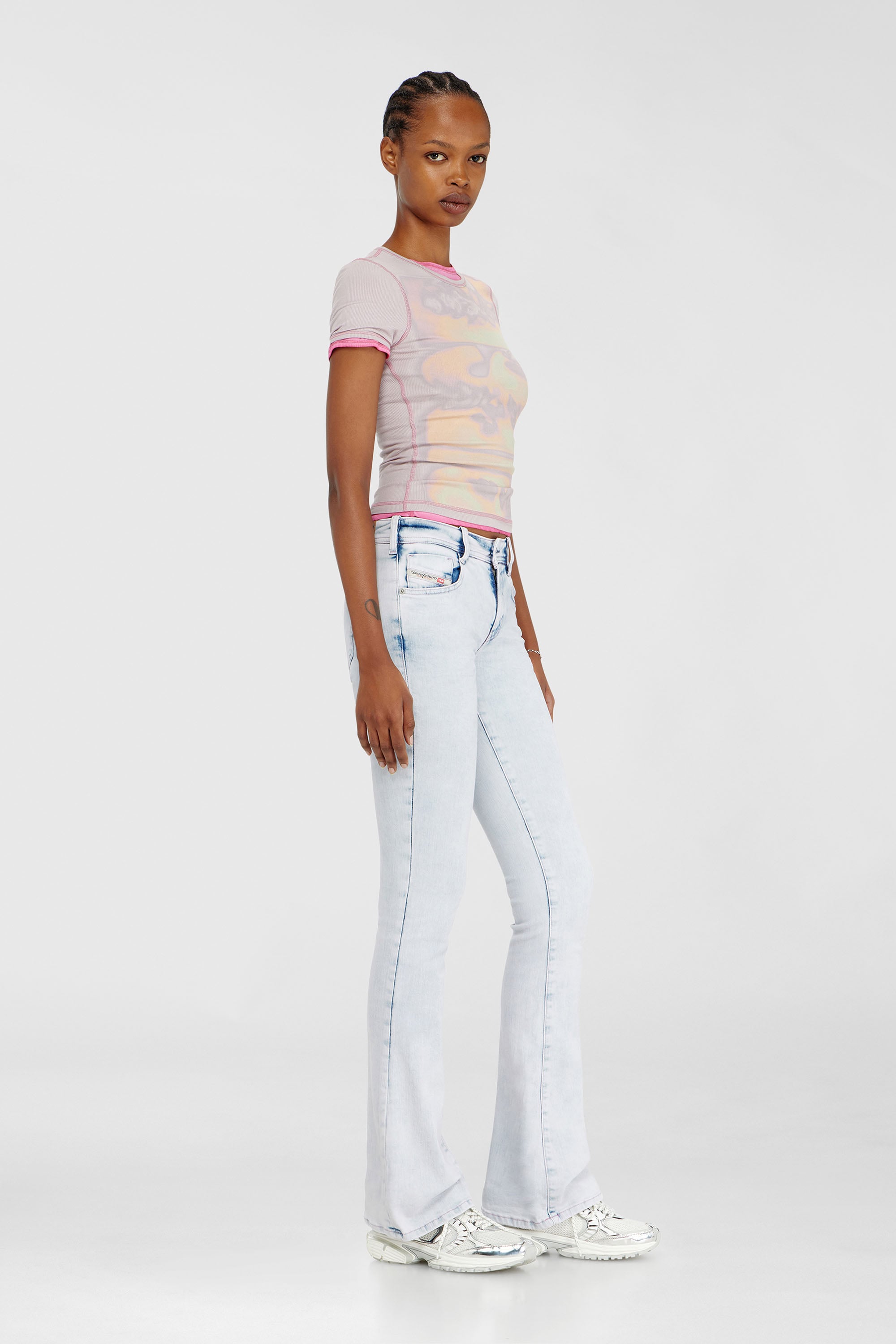 Diesel - Bootcut Jeans 1969 D-Ebbey 0HDBH Mujer, Azul Claro - 2