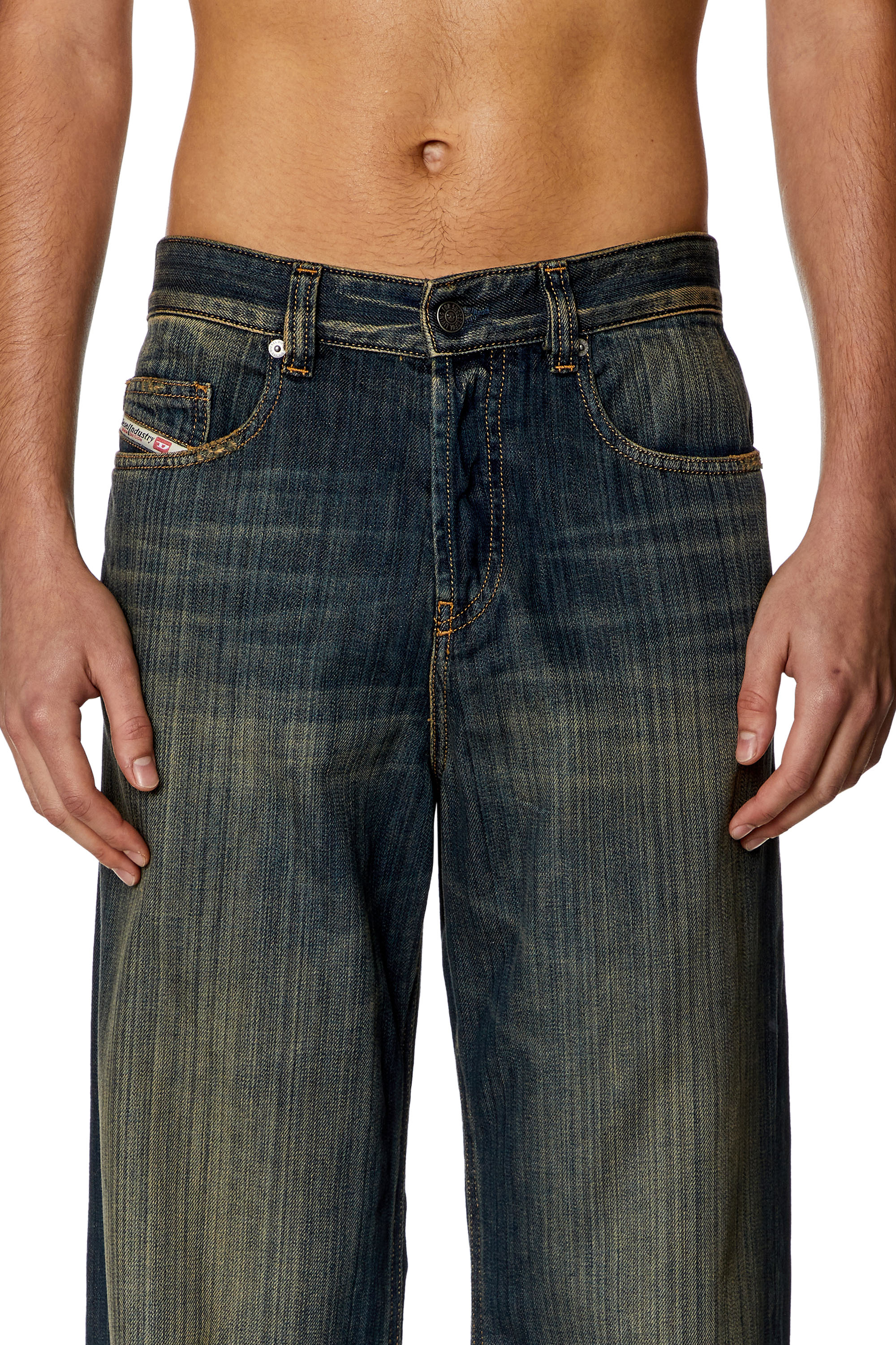 Men's Oversized Regular Jeans | Dark blue | Diesel 2001 D-Macro