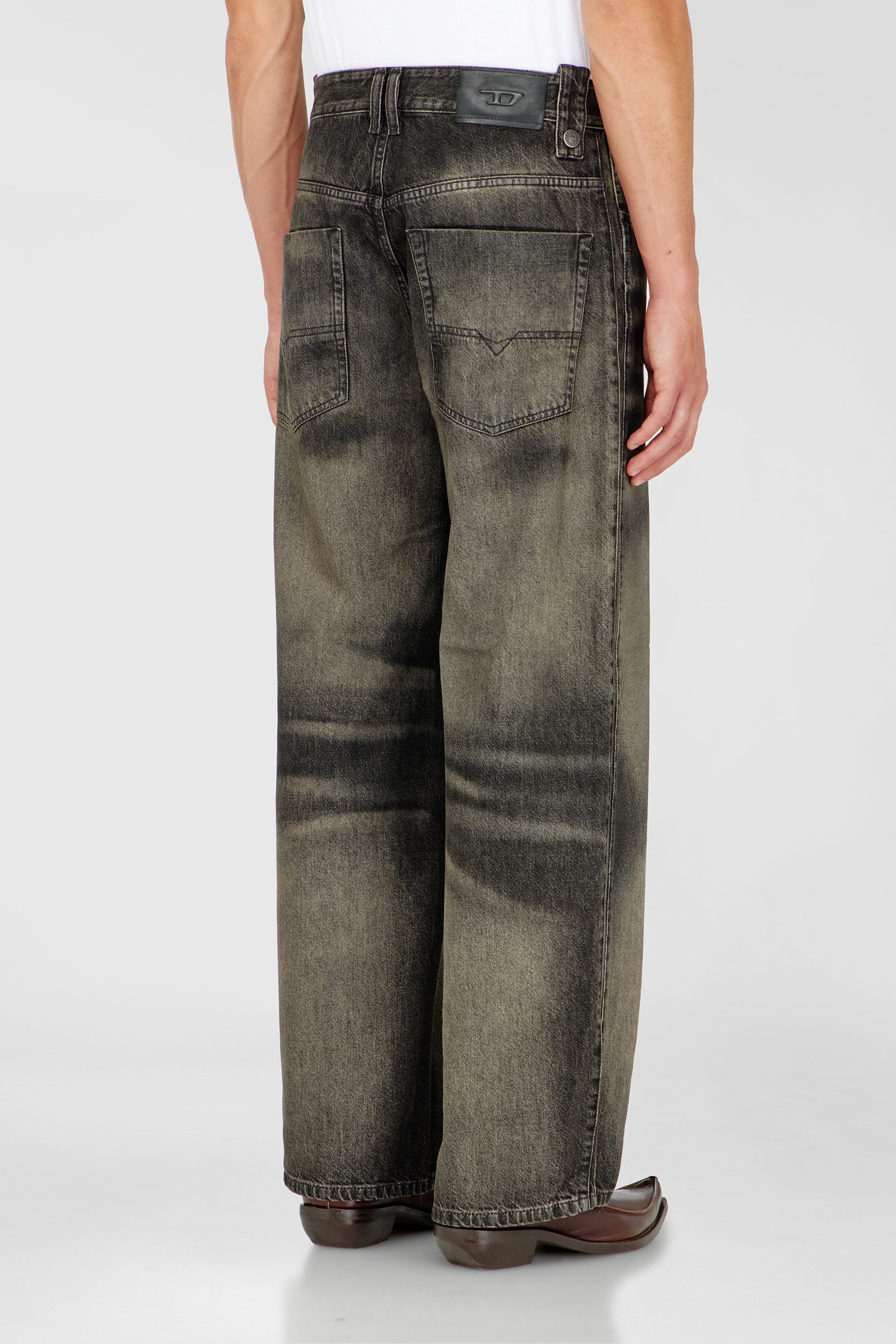 Diesel - Unisex's Relaxed Jeans 1982 D-Hakou 09R33, Black/Dark grey - 5