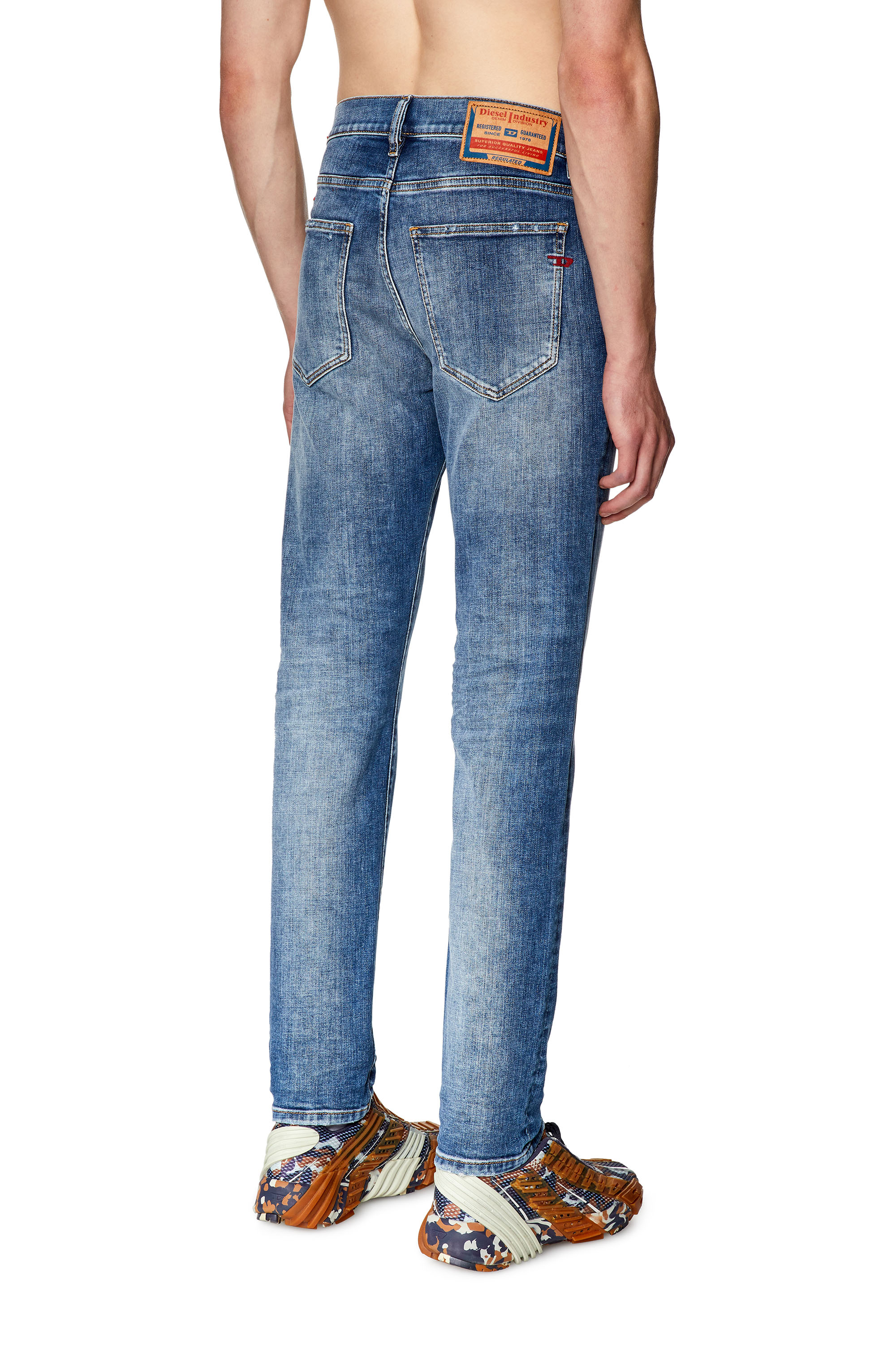 Diesel - Man's Slim Jeans 2019 D-Strukt 09G32, Medium blue - 2