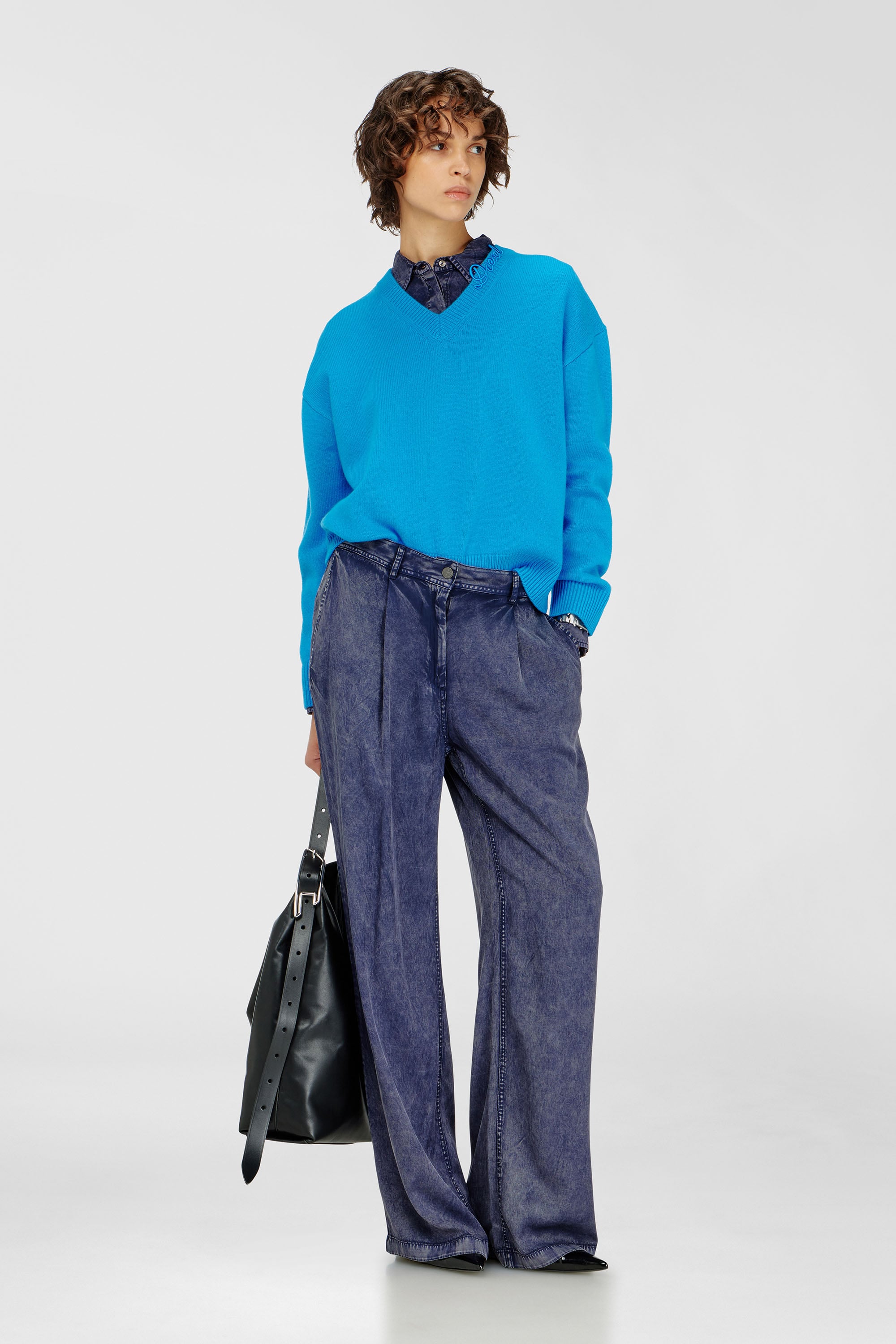 Diesel - P-AUSTINE, Woman's Wide-leg pants in denim-effect viscose in Dark Blue - 2