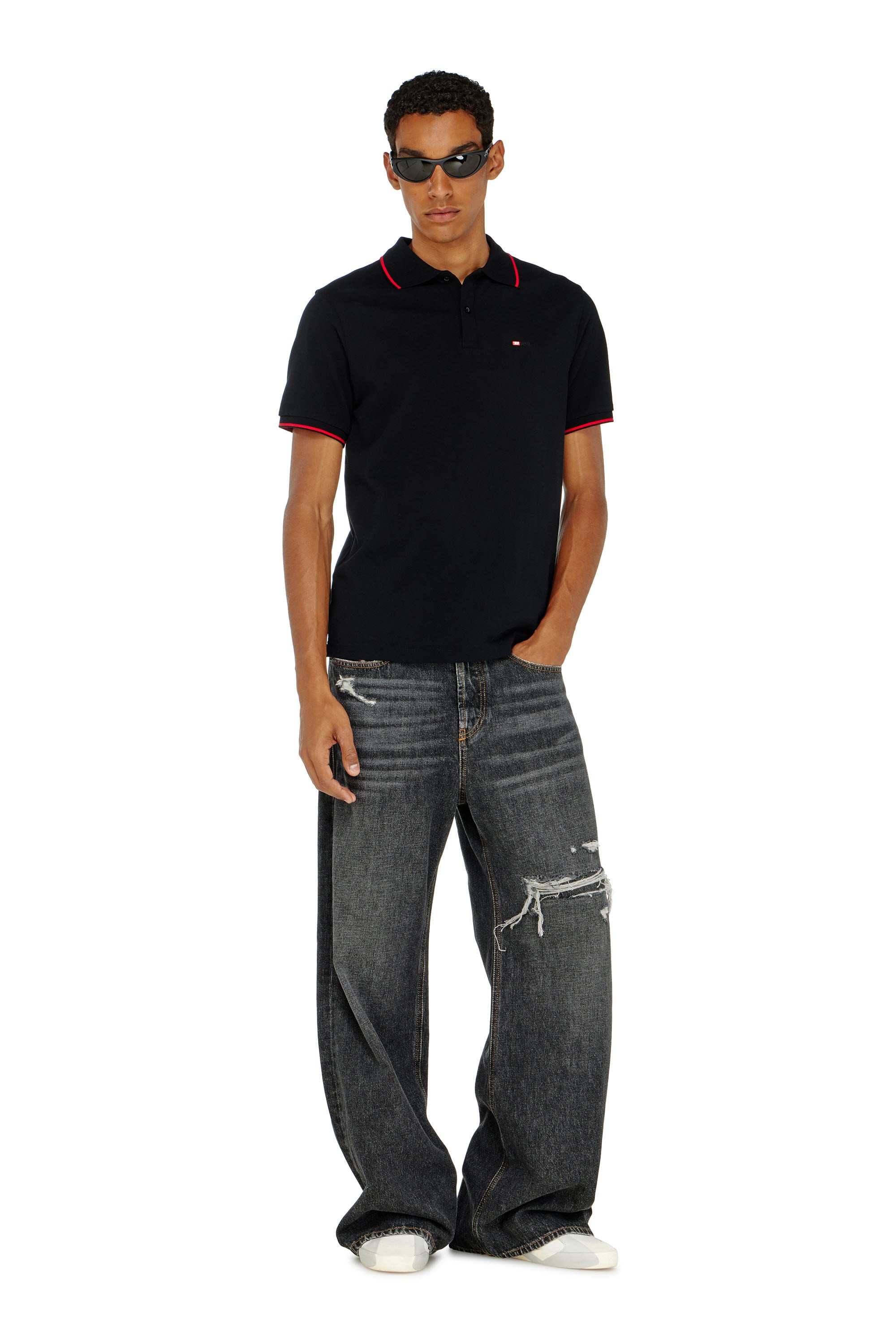 Diesel - T-FERRY-MICRODIV, Man's Polo shirt with micro Diesel embroidery in Black - 2