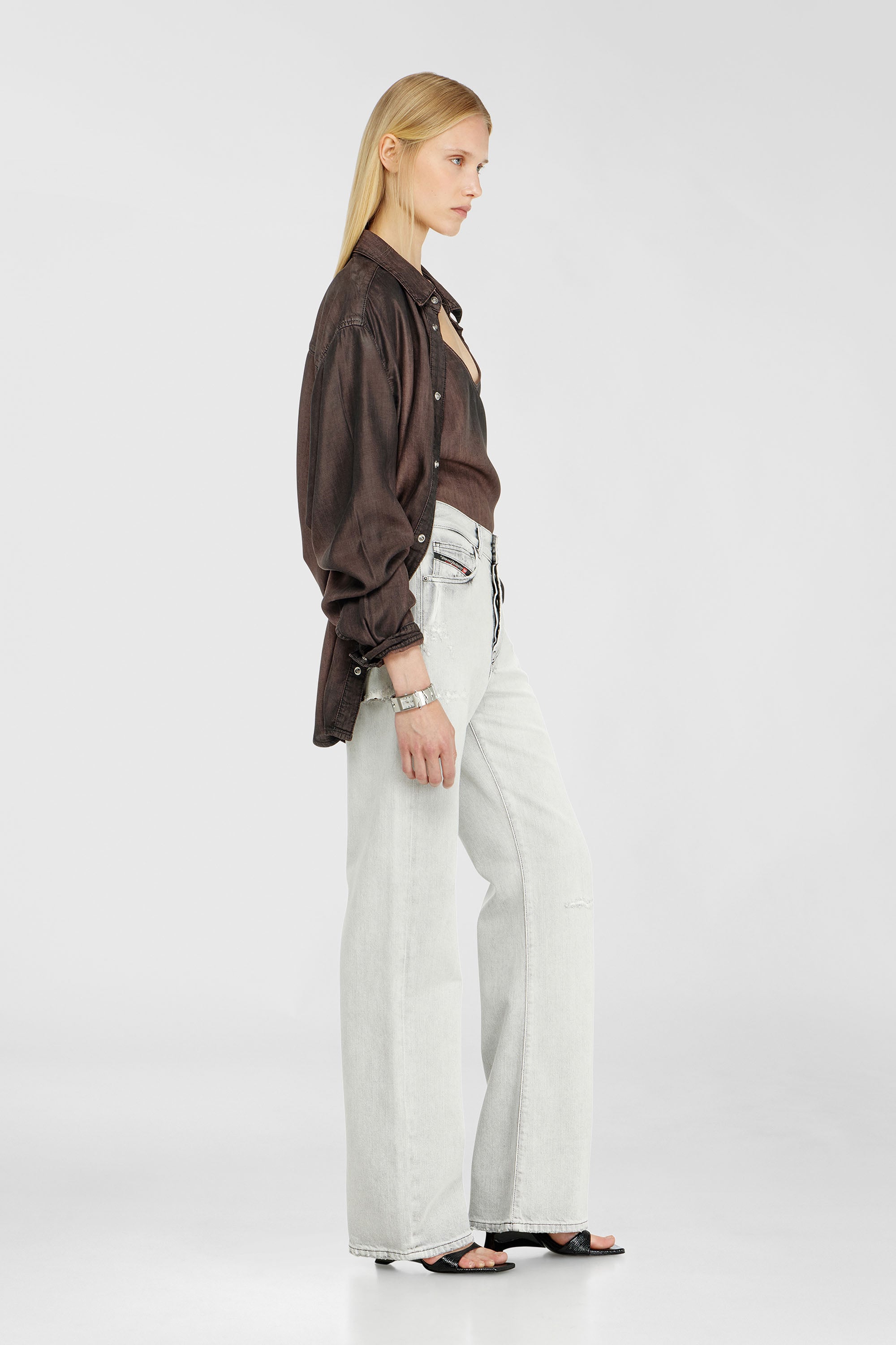 Diesel - Regular Jeans 1971 D-Sent 09P58 Femme, Gris Clair - Image 2