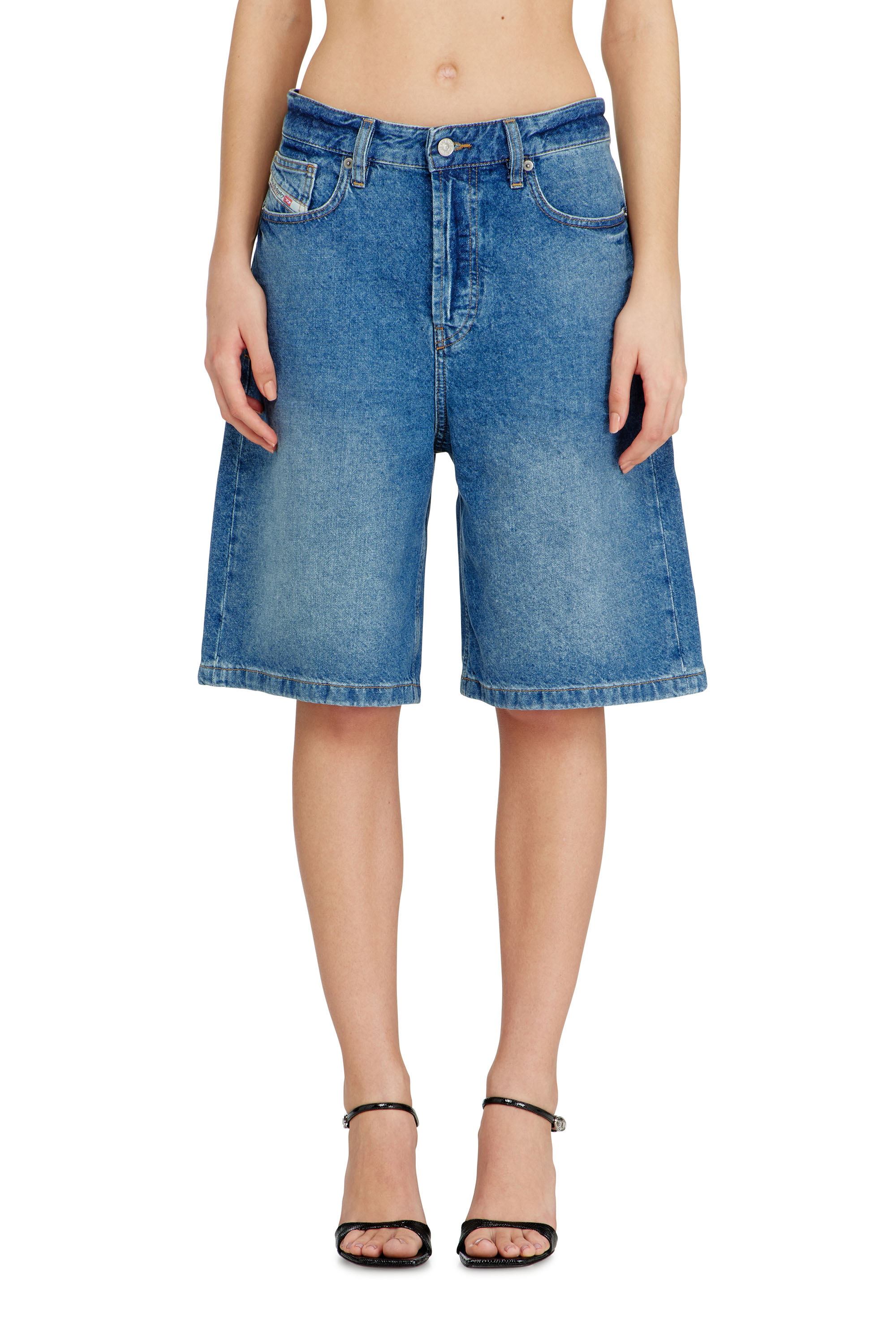 Diesel - DE-SIRE-SHORT, Short en denim &agrave; lavage propre Femme in Bleu - 1