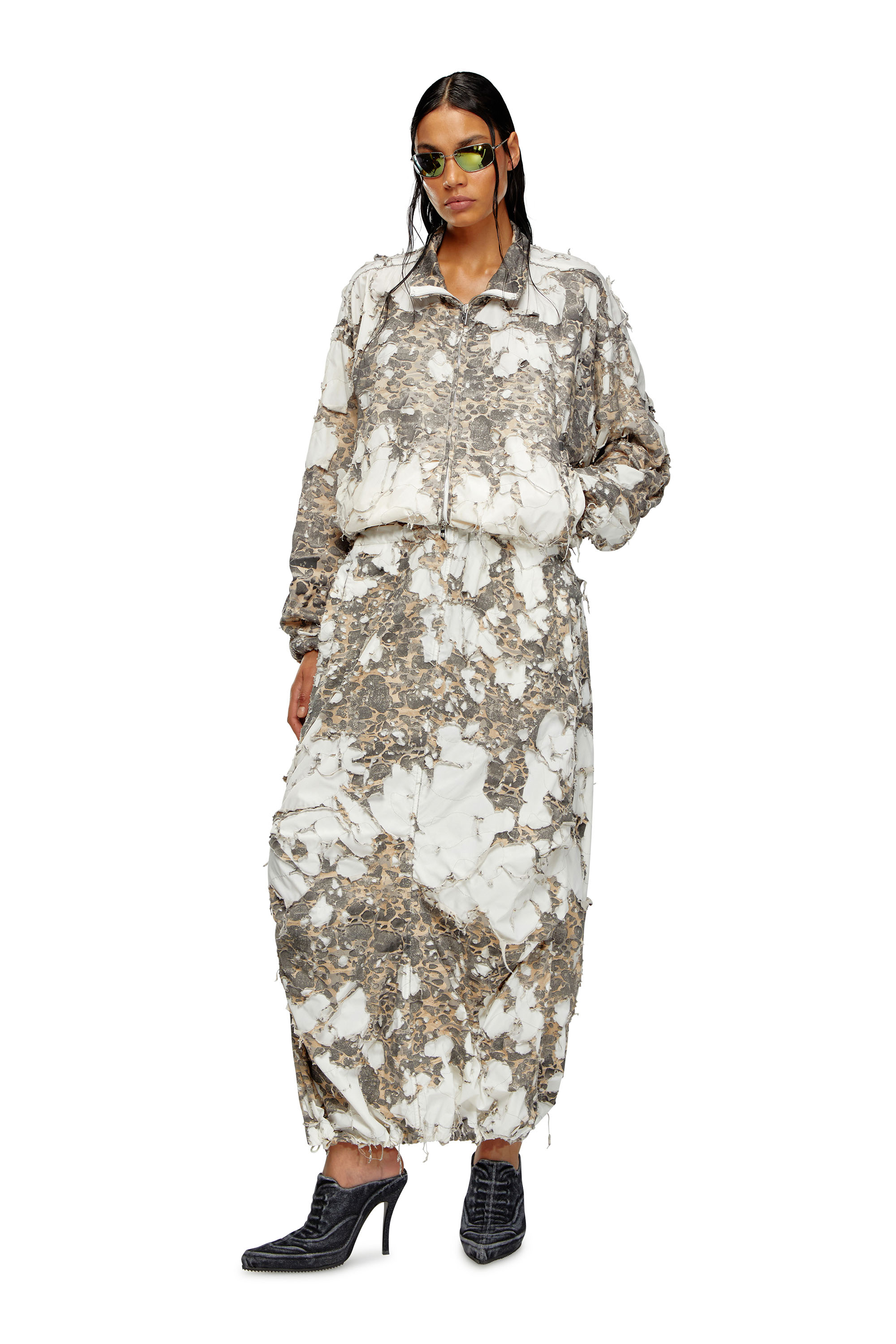 Diesel - G-BRUMA, Veste camouflage avec finition destroy Femme in Polychrome - 1