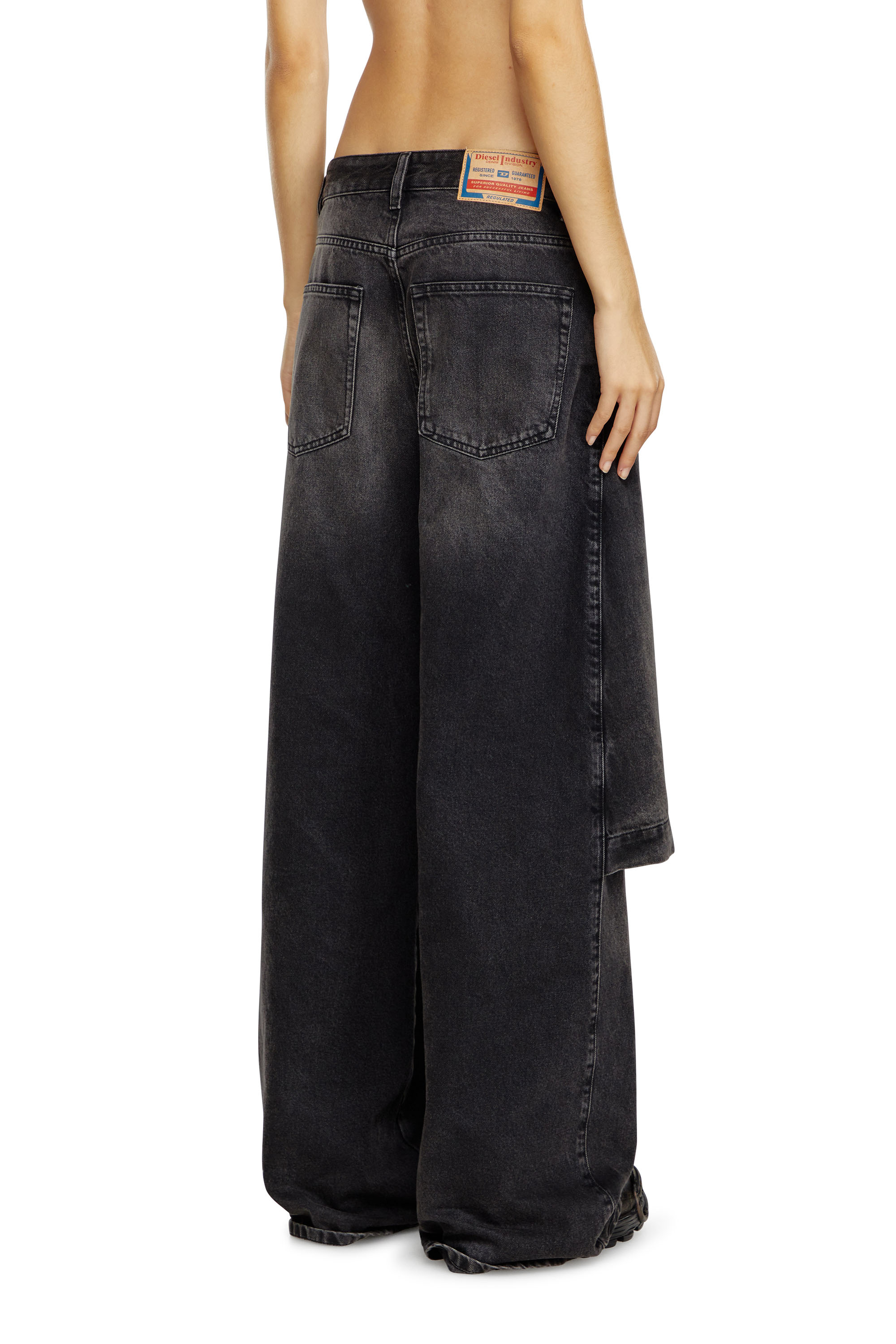 DIESEL◆デニム｜Straight Jeans D-Syren 0cbdg Women's Relaxed Jeans | Black/Dark Grey | Diesel D-Syren