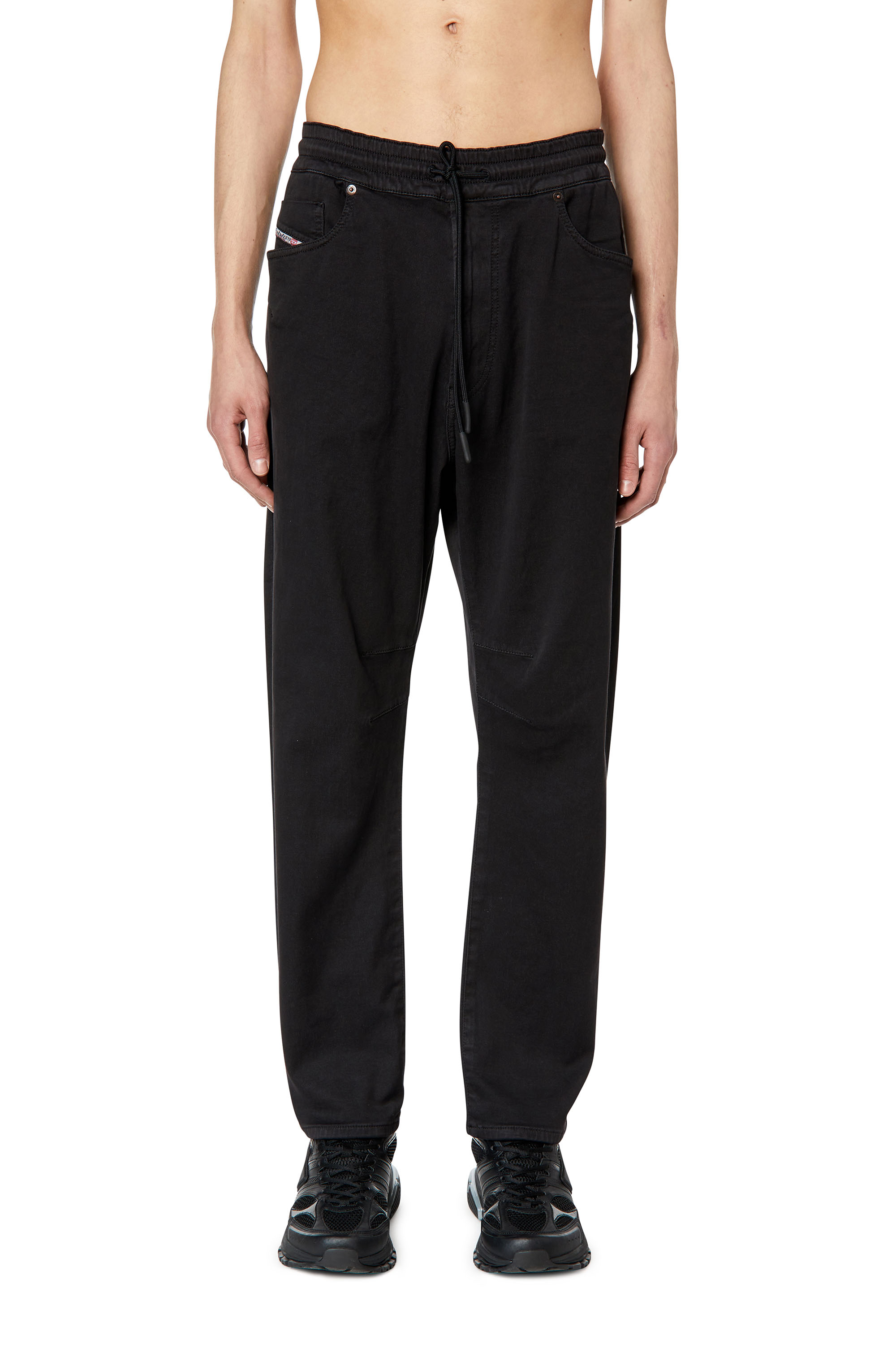 Diesel - Tapered 2040 D-Amage Joggjeans&reg; 068DY, Tapered 2040 D-Amage Joggjeans&reg; Hombre in Negro - 3