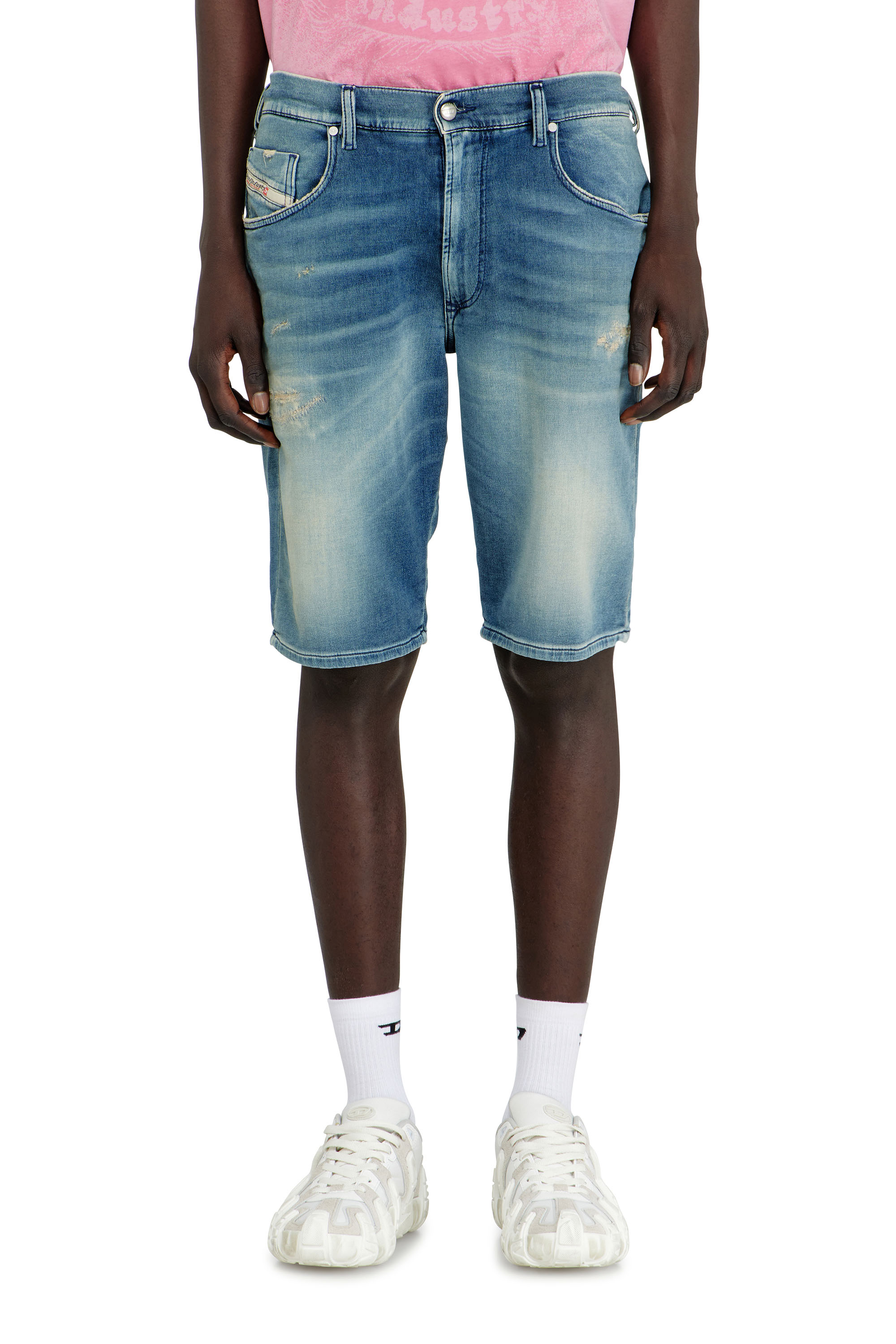 Diesel - 2033 D-KROOLEY-SHORT-BW JOGG, Short chino en JoggJeans &agrave; effet us&eacute; Homme in Bleu - 2