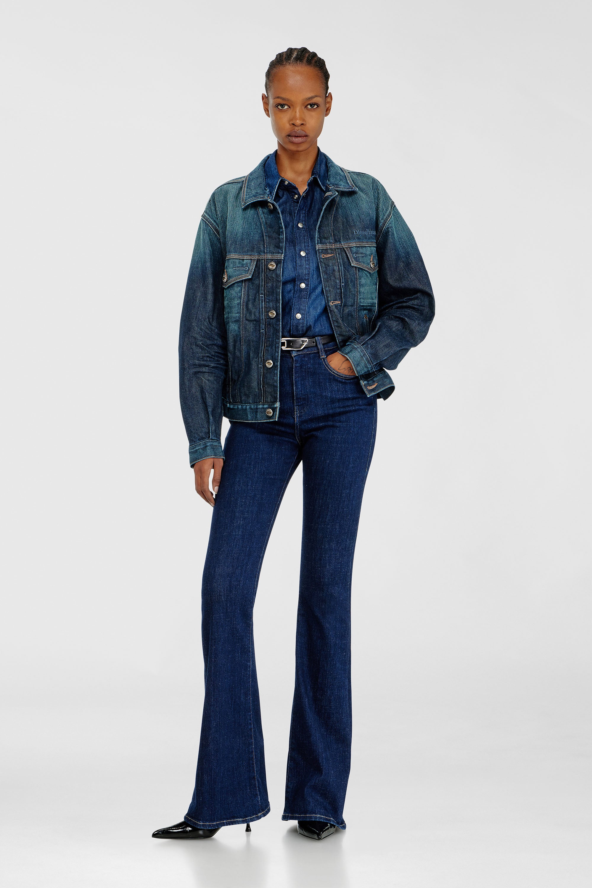 Diesel - D-DENVER-CL, Trucker jacket en denim selvedge Unisex in Azul marino - 2