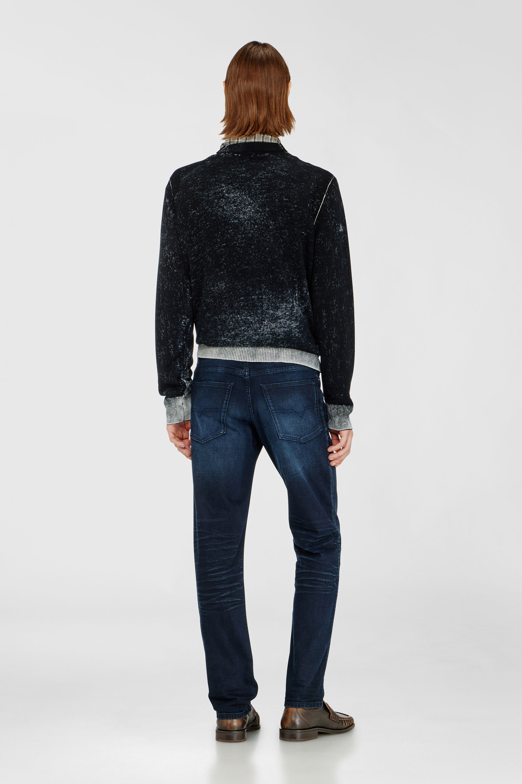 Diesel - Regular Jeans 2023 D-Finitive 0BMBX Hombre, Azul Oscuro - 3