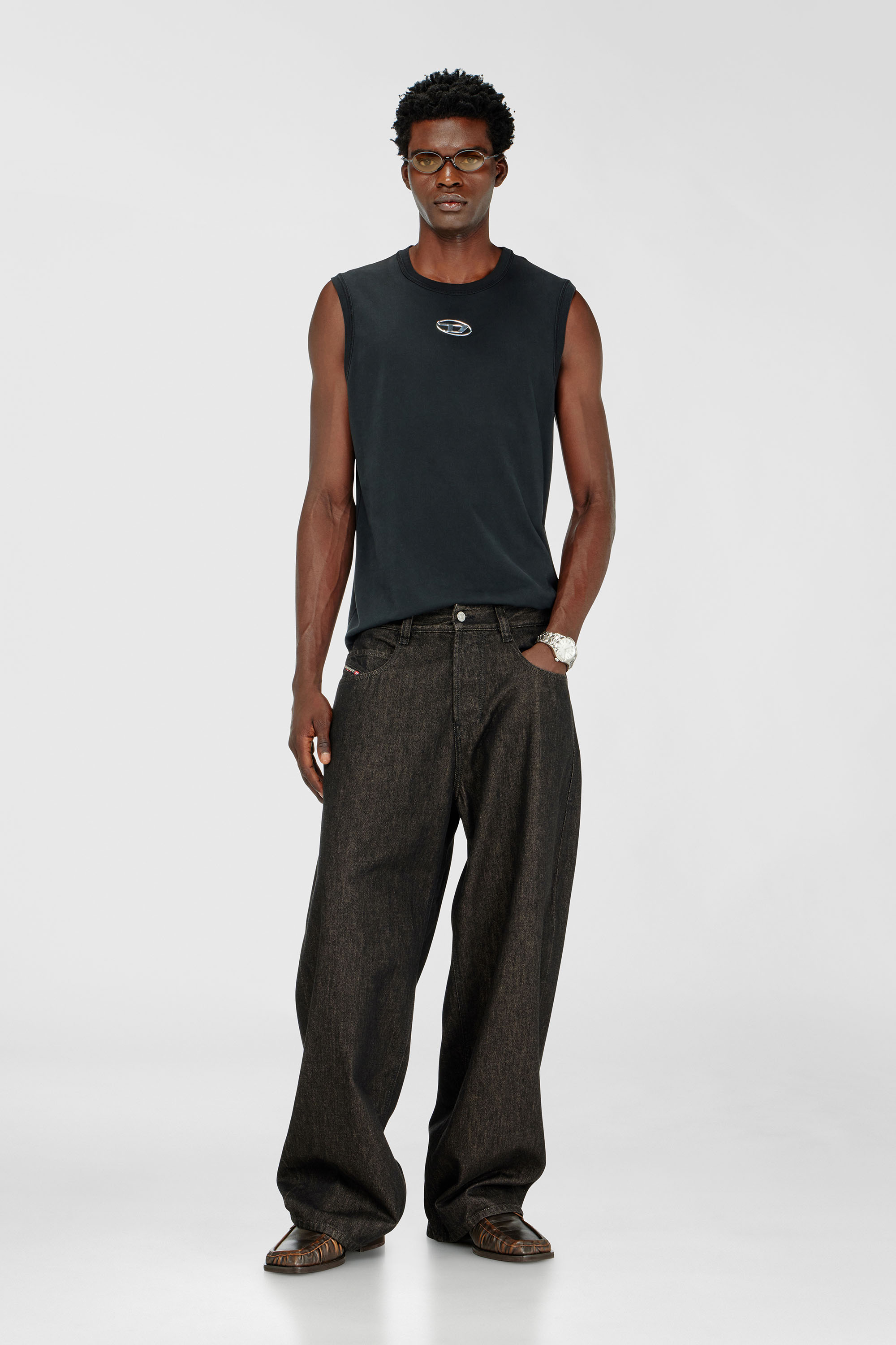 Diesel - T-BISCO-IOD, Camiseta de tirantes de algod&oacute;n sin mangas con Oval D met&aacute;lico Hombre in Negro - 2