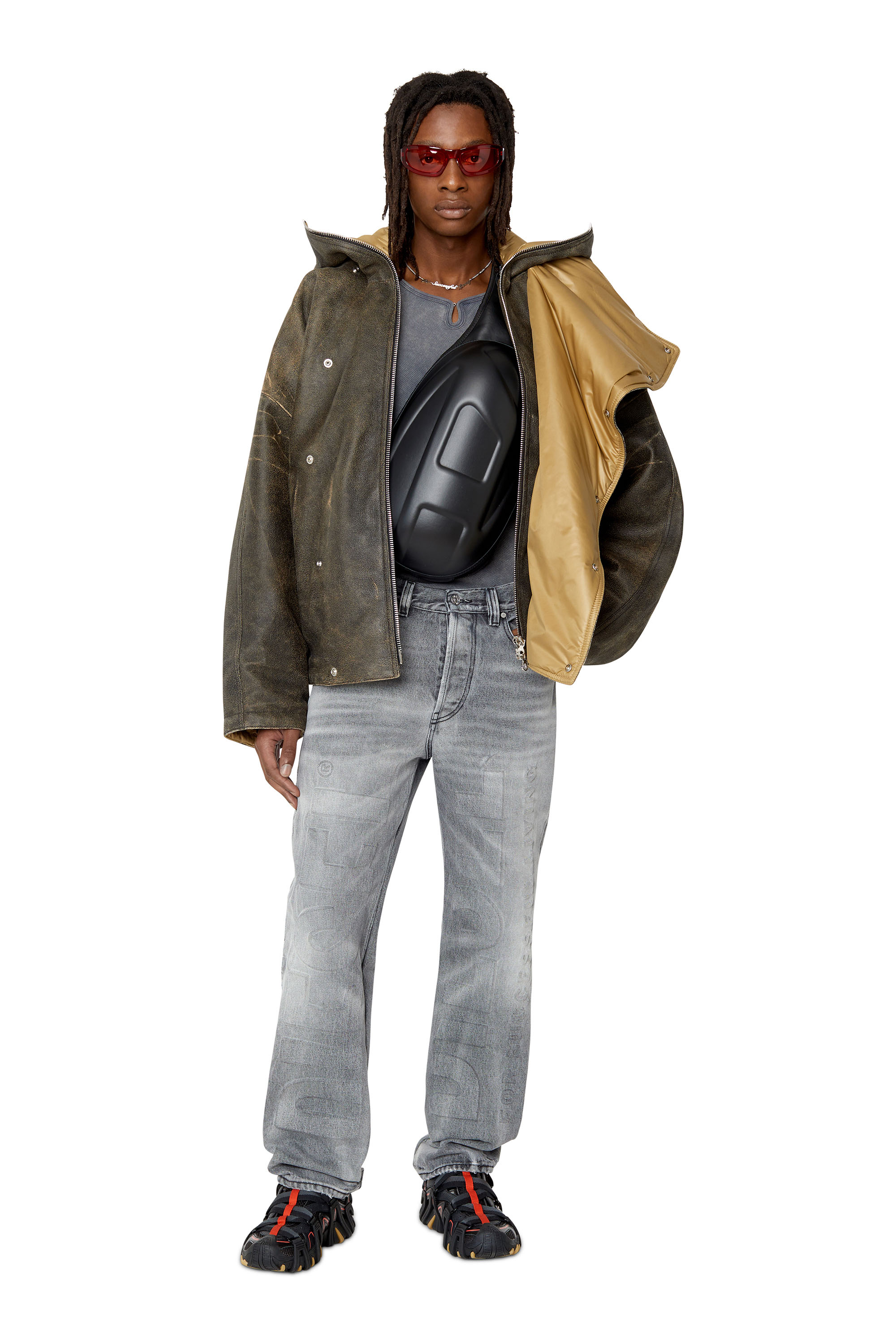 DIESEL 1DR-POD SLING BAG ショルダーバッグ Men's 1DR-Pod Sling Bag - One-shoulder backpack in leather