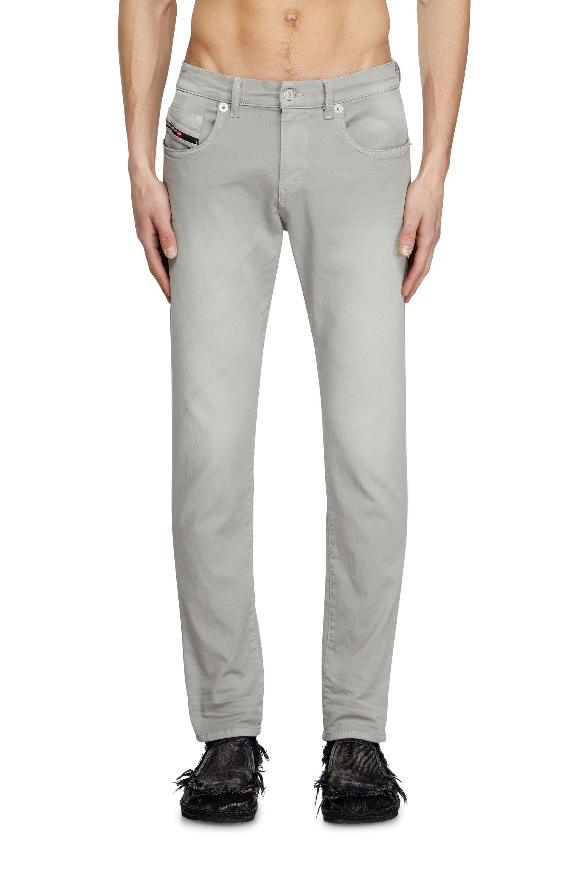 Diesel - Male's Slim 2060 D-Strukt Joggjeans® 0670M, Light Grey - 2