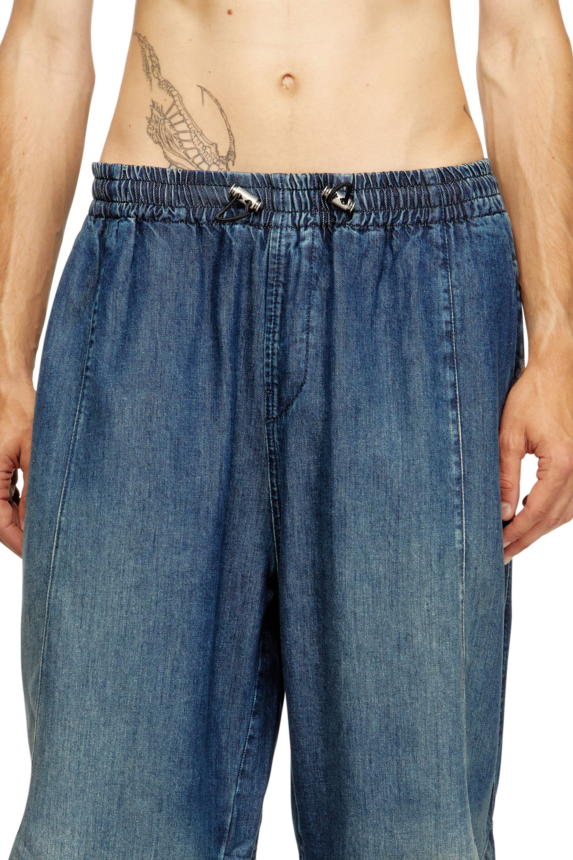 DIESEL デニム Relaxed Jeans D-Pari 068tc A19049_068TC_01_E.jpg