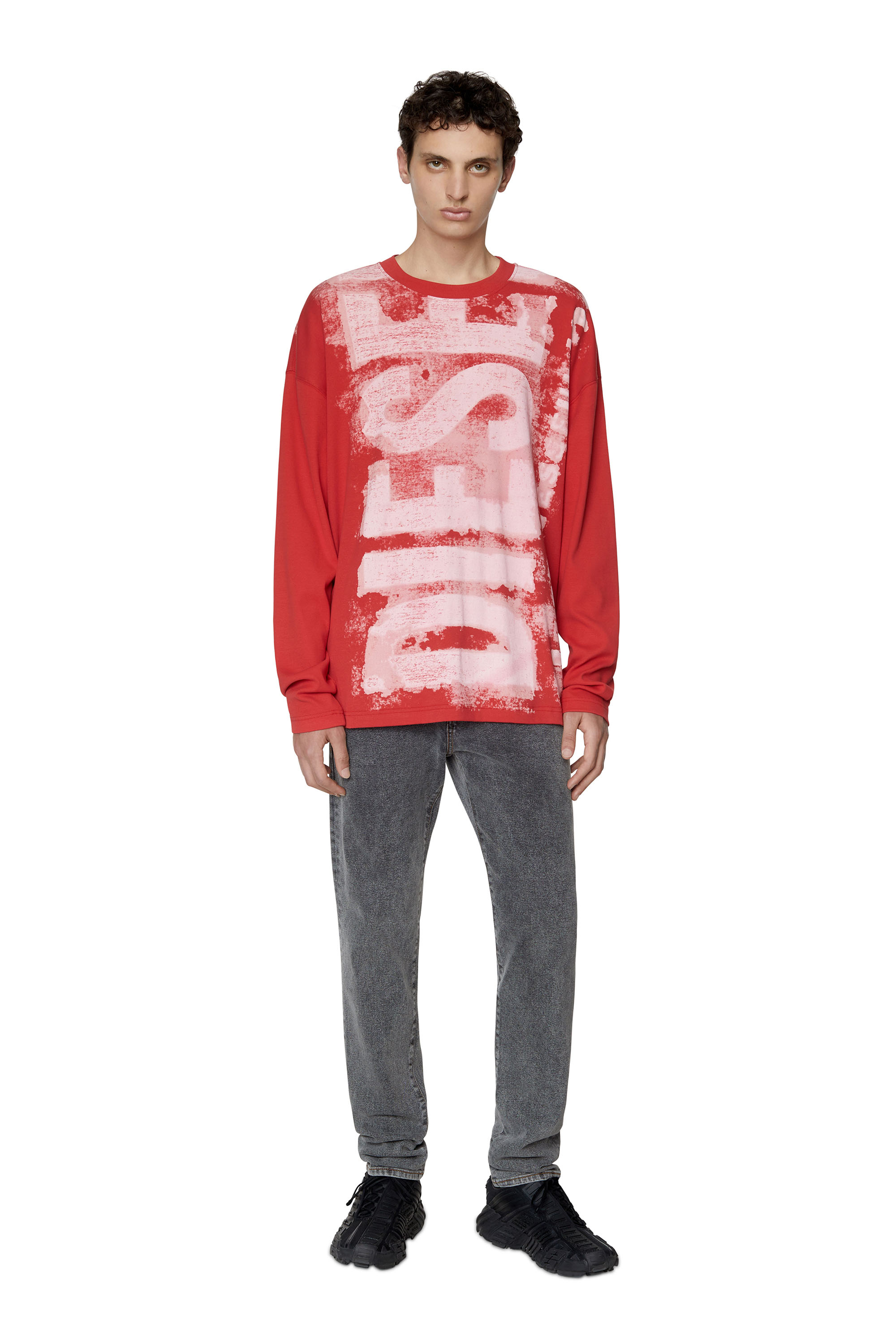 Diesel - T-WASRIB, Man's Long-sleeve T-shirt with smudged logo in Red - 1