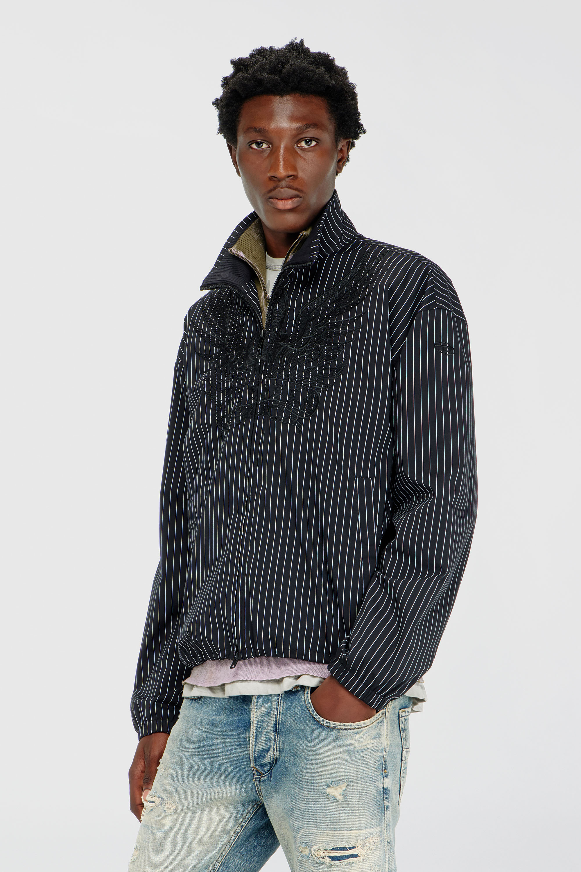 Diesel - J-CORSAR-NJCA, Nylon pinstripe Jacket con bordado de Phoenix Hombre in Negro - 3