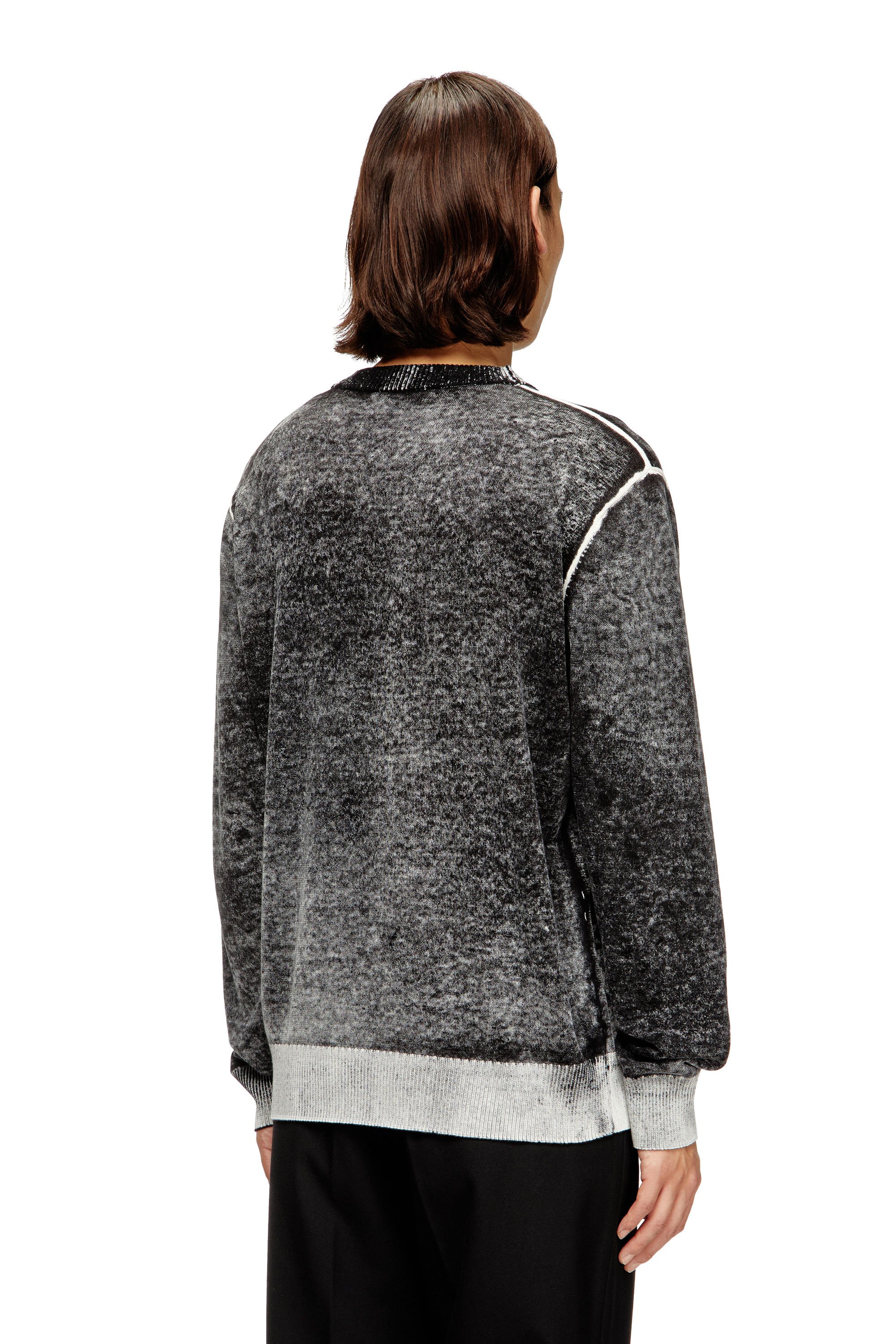Diesel - K-LAURENT, Pull avec impression inversée décolorée Homme in Gris - 4