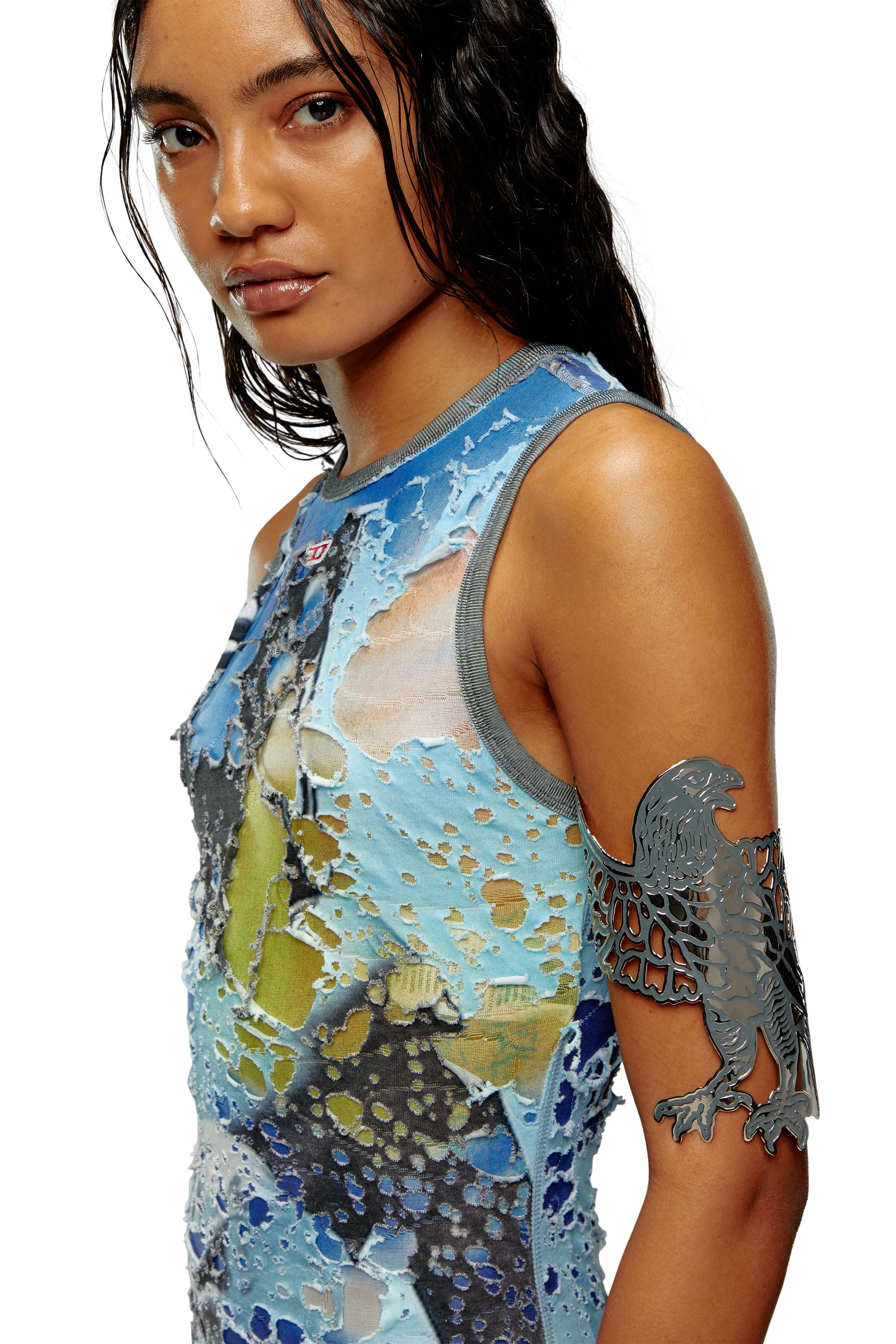 X10141_PR581_H0535_R.jpg